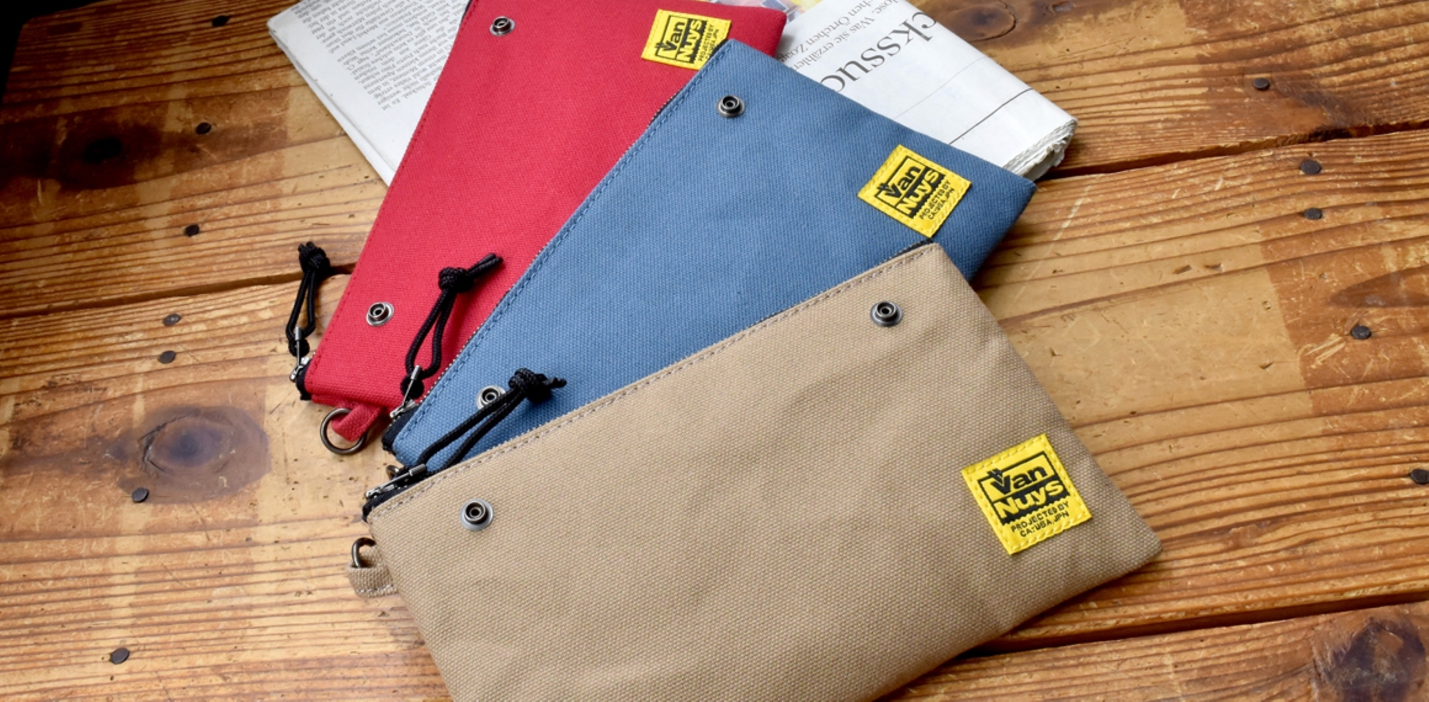 VanNuys B171 Buttons Zipper Bag