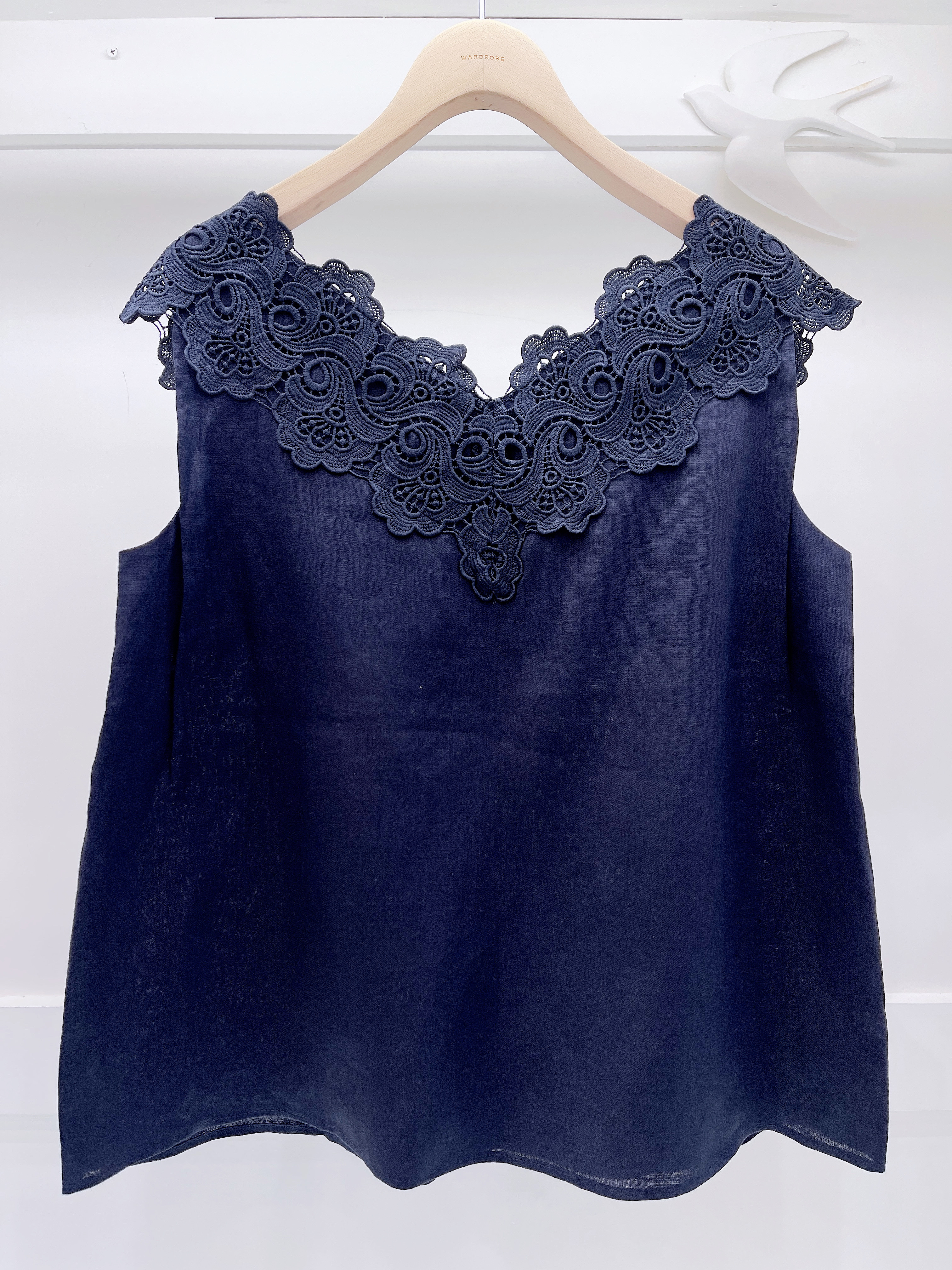 Lace V領麻料無袖上衣