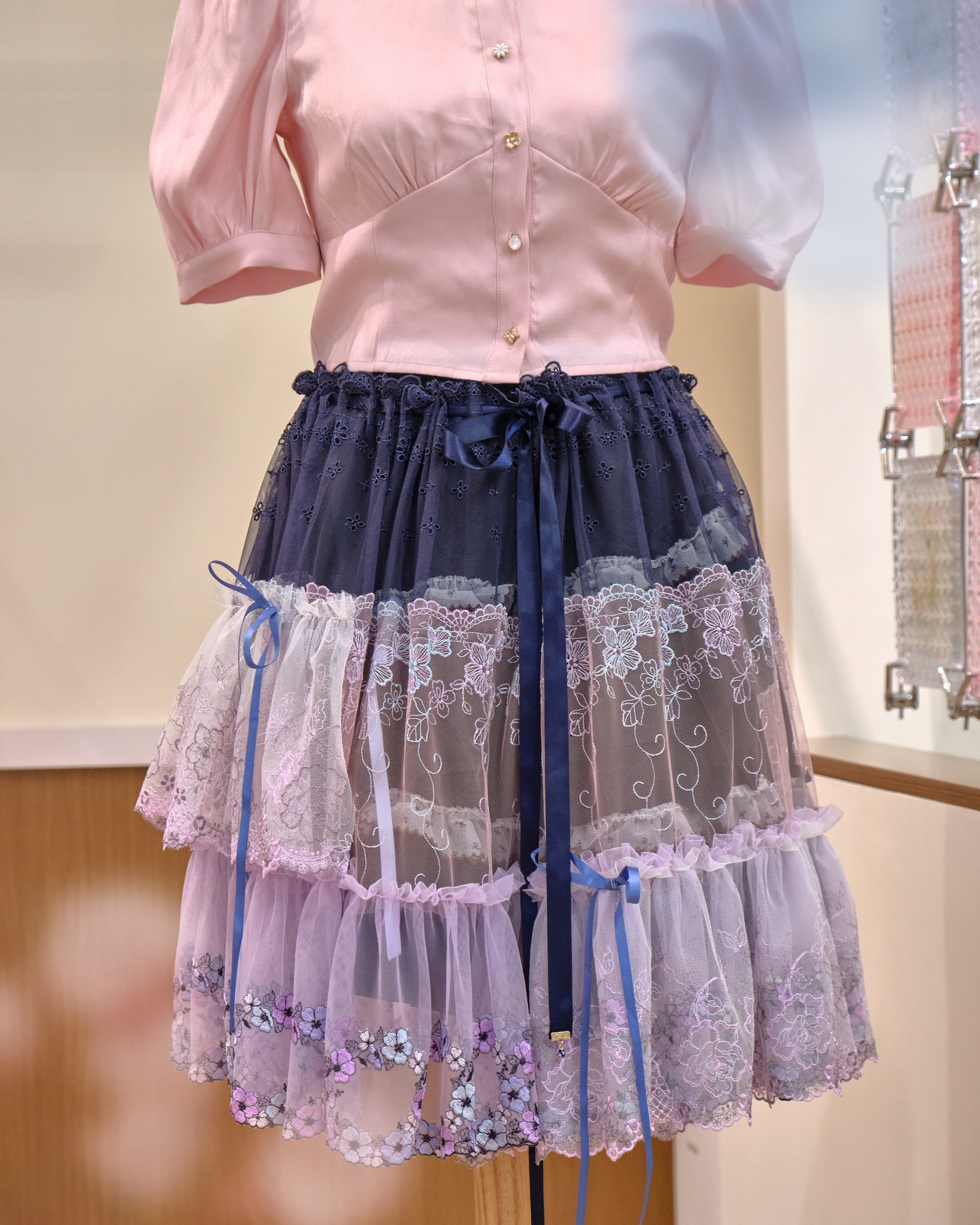 12607 2-in-1 Lace Short Skirt Pants and Sheer Skirt Cover Set