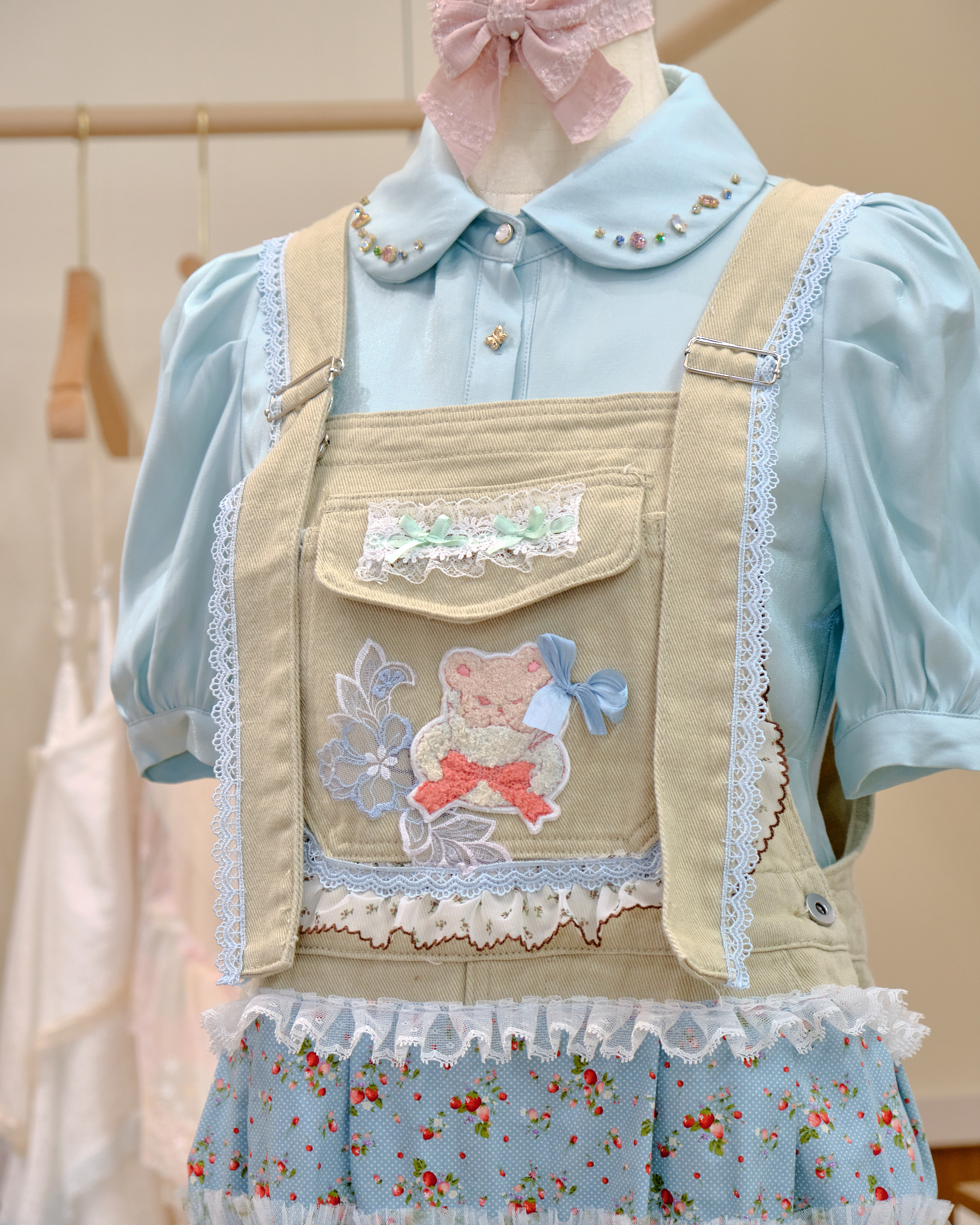 12603 Original Floral Embroidery Patchwork Denim Jumpsuit