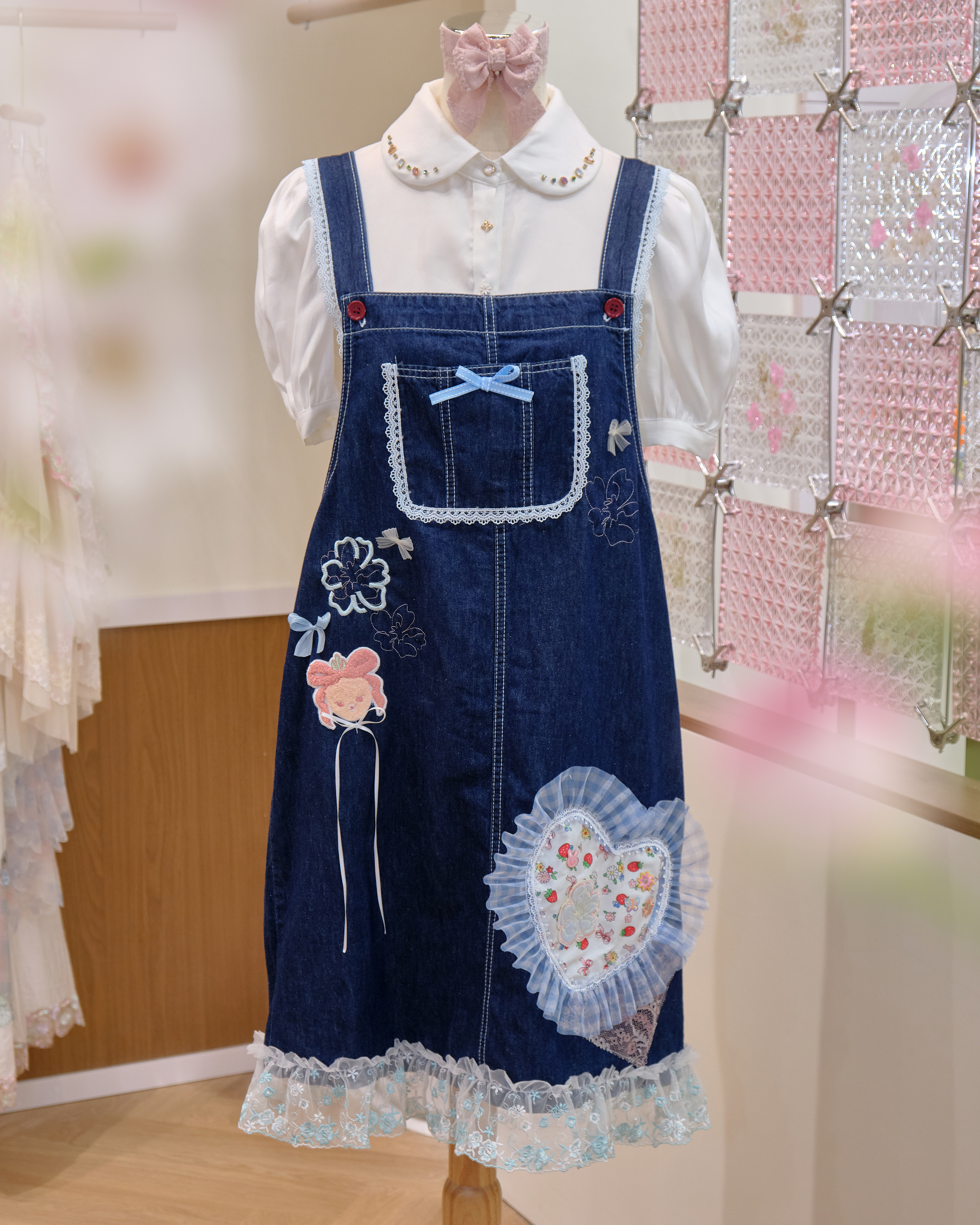 12597 Original Floral Embroidery Patchwork Denim Jumpsuit