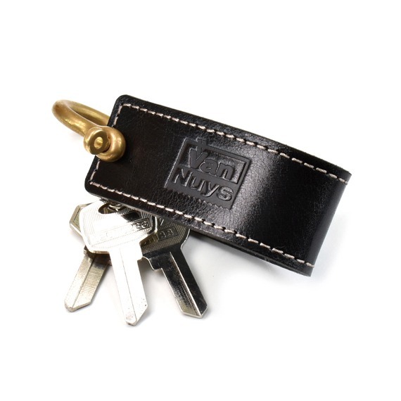 VanNuys E092 Vintage Shrink Leather Keychain