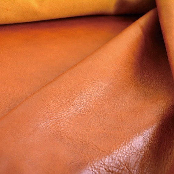 VanNuys E092 Vintage Shrink Leather Keychain