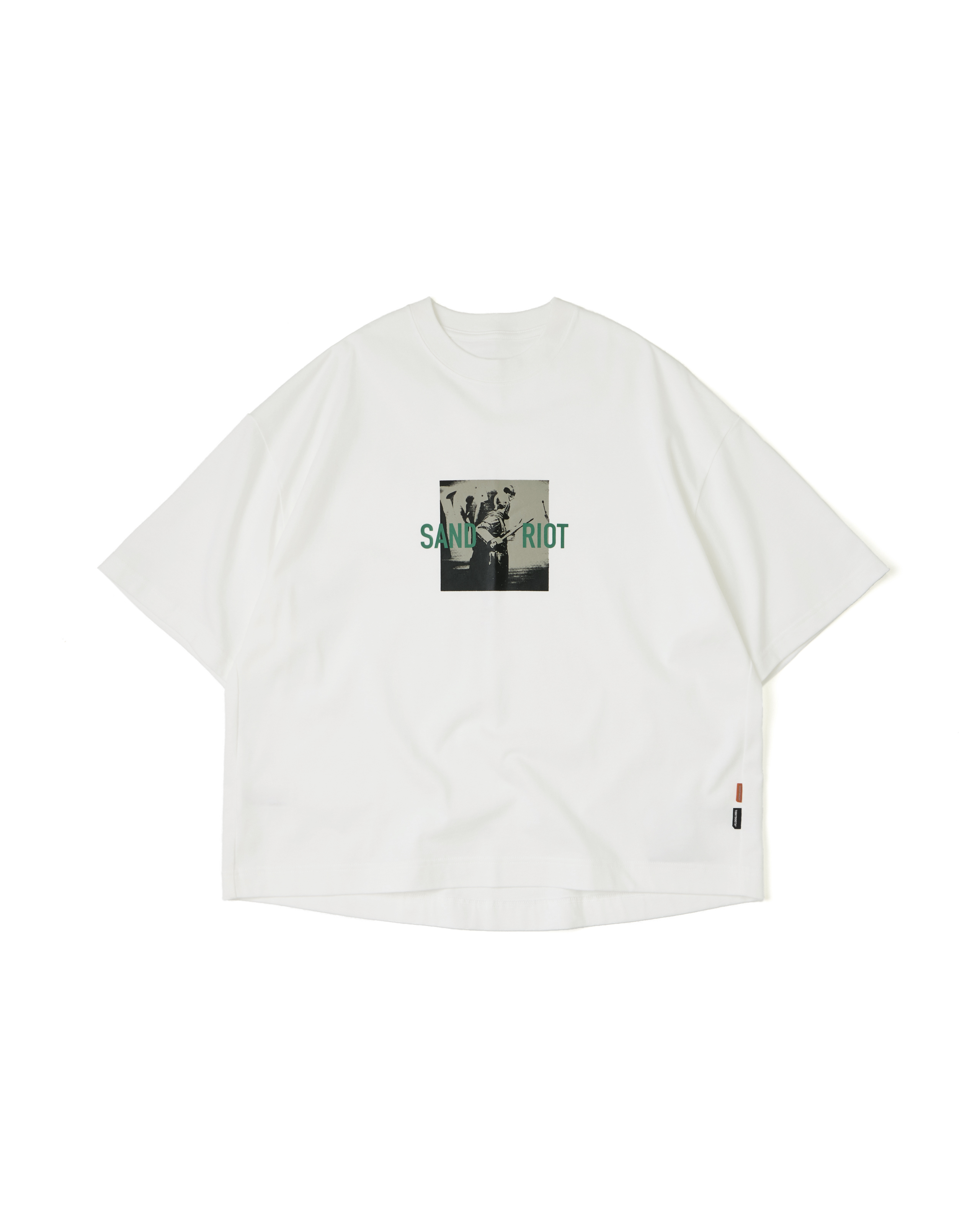 GOOPiMADE “GTB-03T” Sand Riot Logo Tee - White