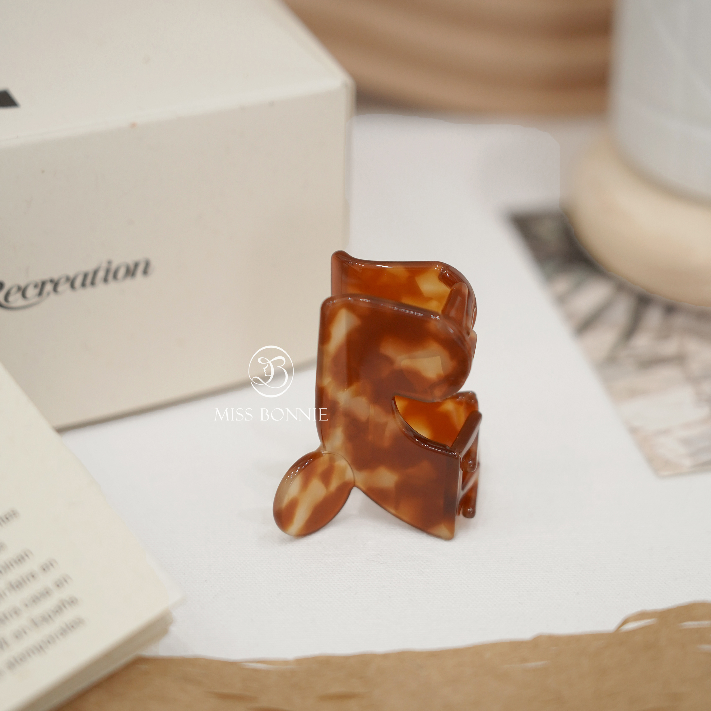 Rest & Recreation LOGO髮夾(共3色)