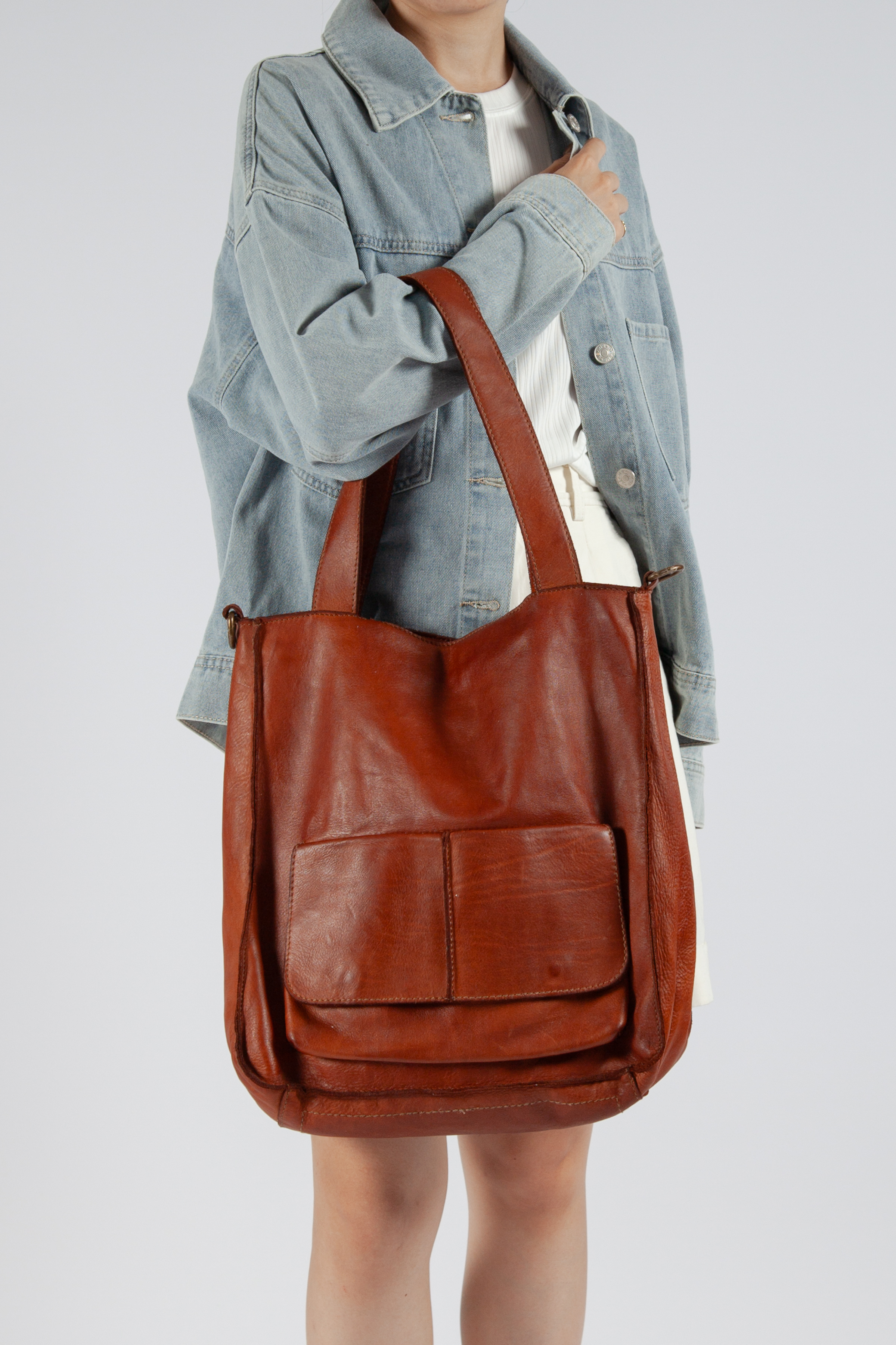 Market 口袋托特包 棕色