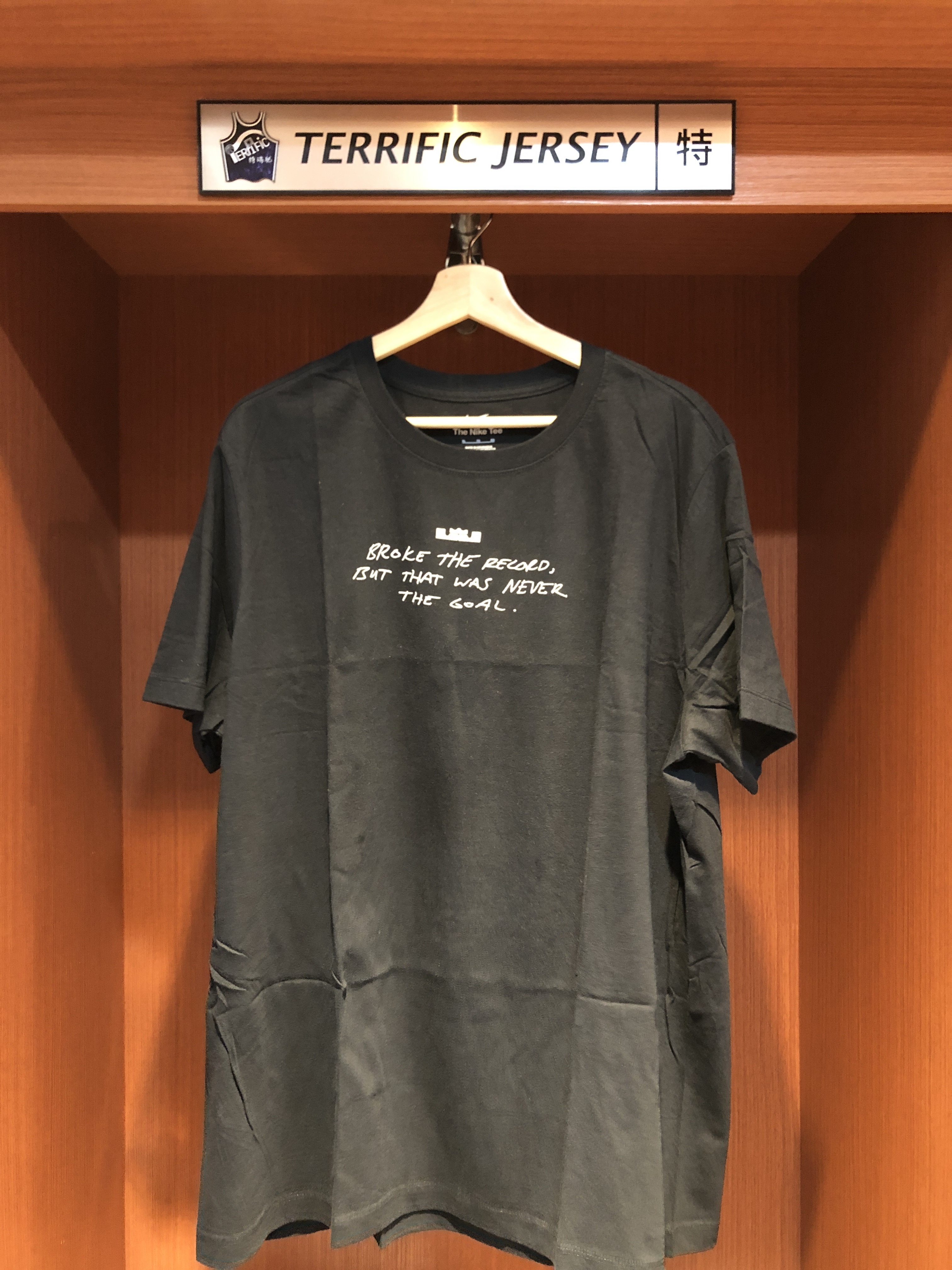 NBA短袖 Lebron James 38388 Points 洛杉磯湖人 總得分史上第一人 Nike Tee 棉質 全新