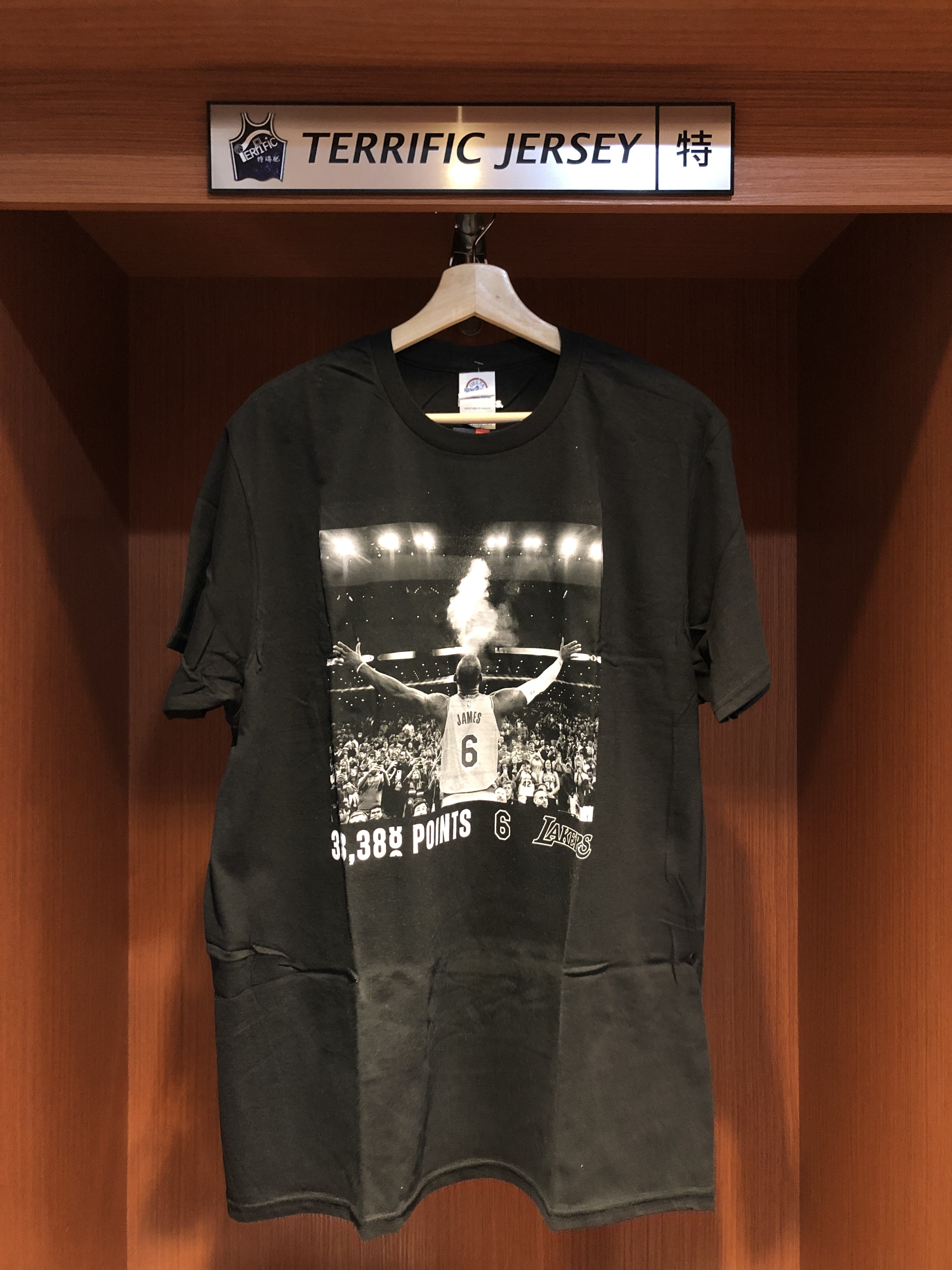 NBA短袖 Lebron James 38388 Points 洛杉磯湖人 灑粉黑 總得分史上第一人 Fanatics Tee 棉質 全新