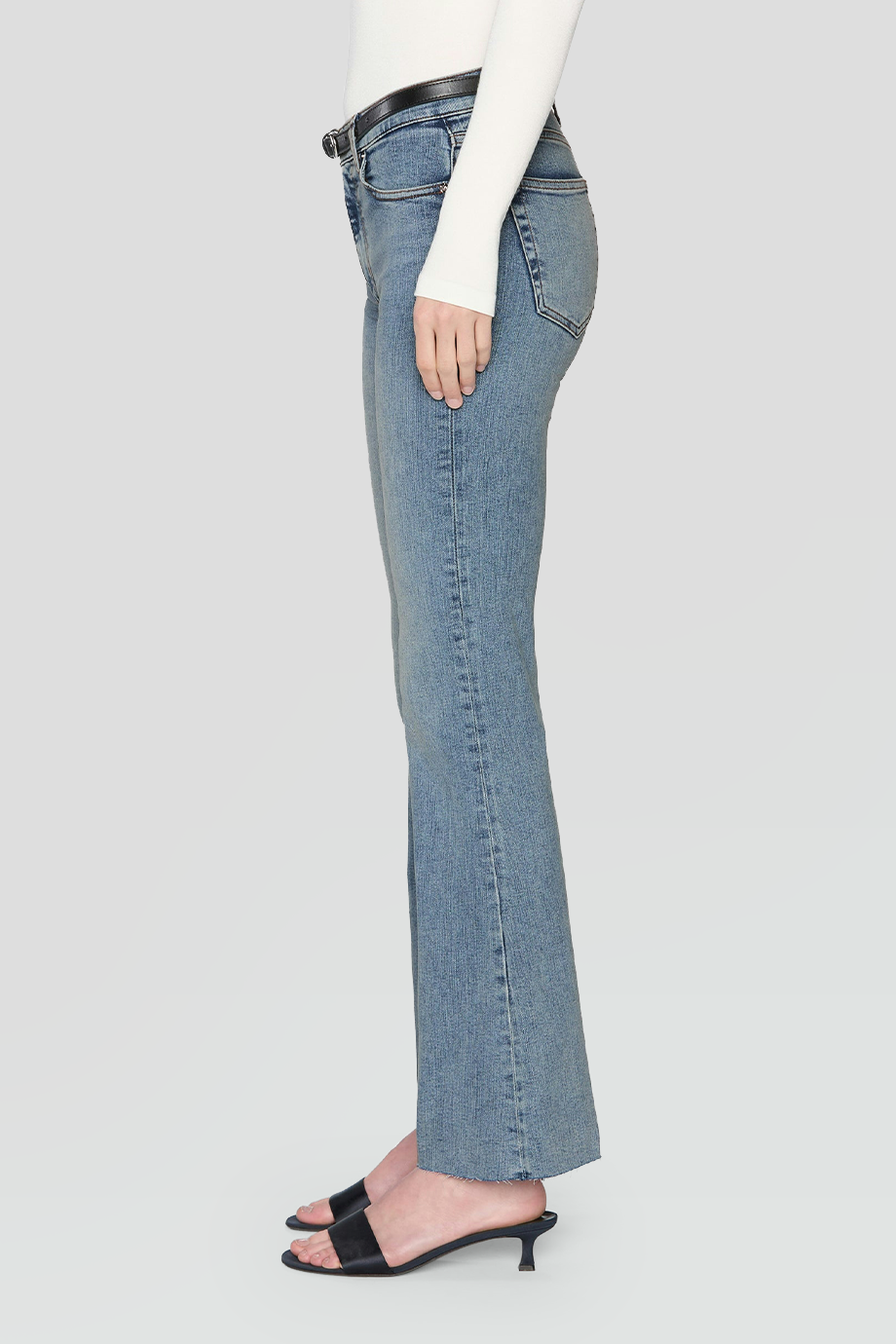 FRAME｜ICON 中腰不收邊牛仔喇叭褲