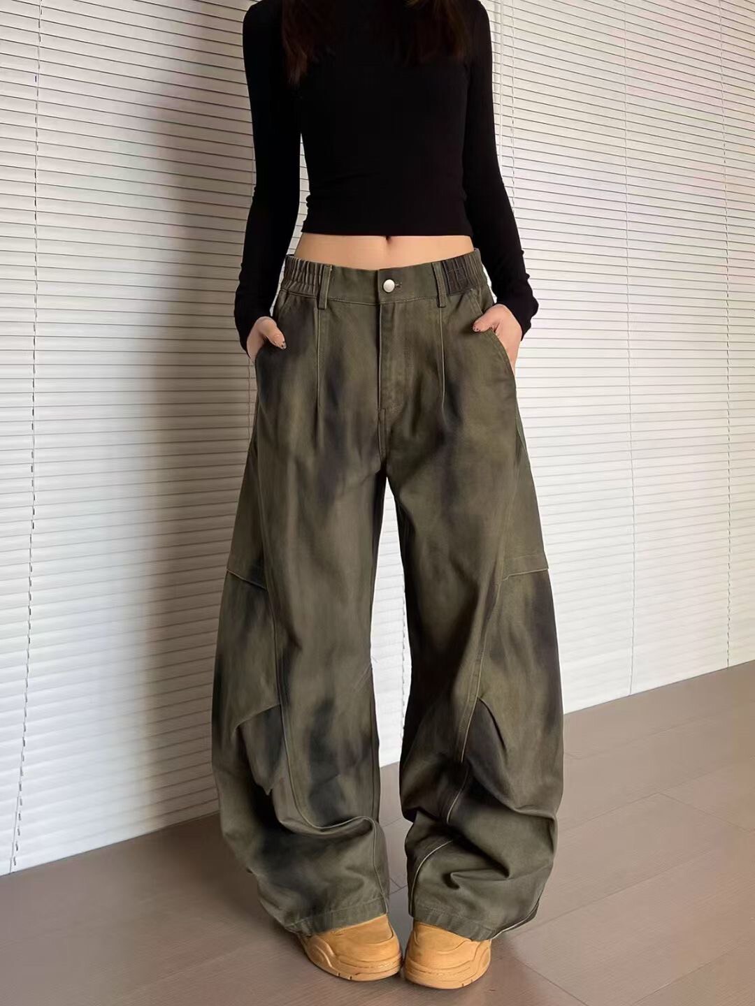 打褶鬆緊彎刀褲