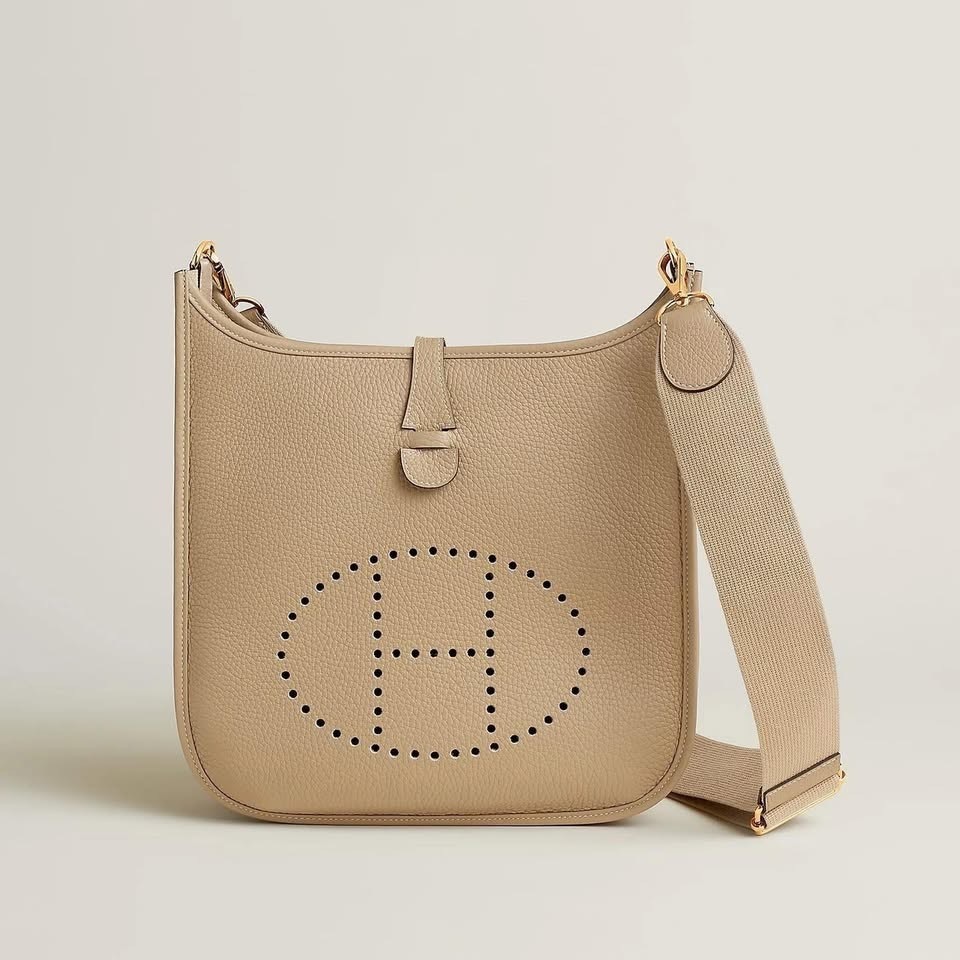 Hermes Evelyne III 29 bag Trench color GHW