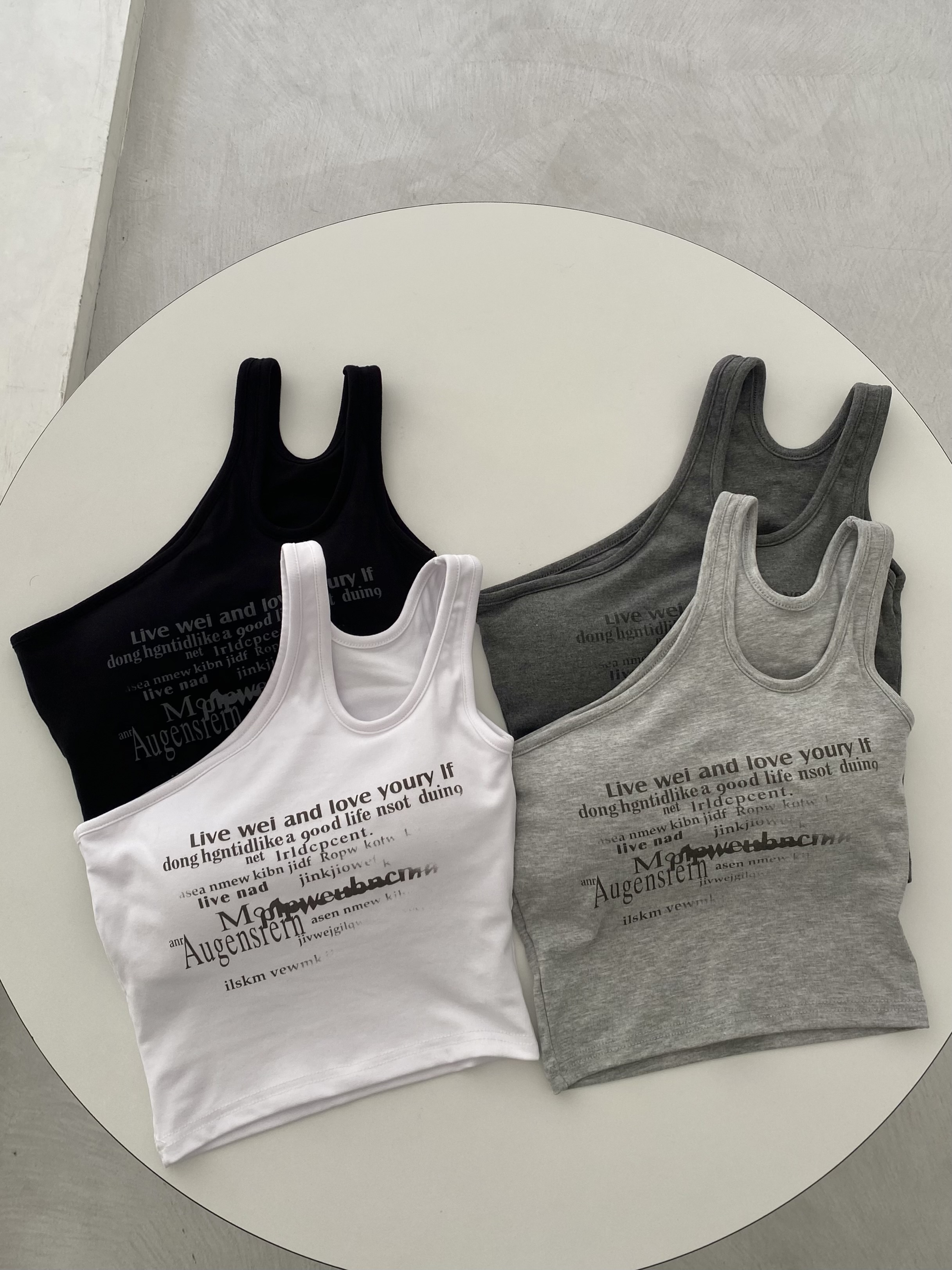 字母印花斜肩Bra Top