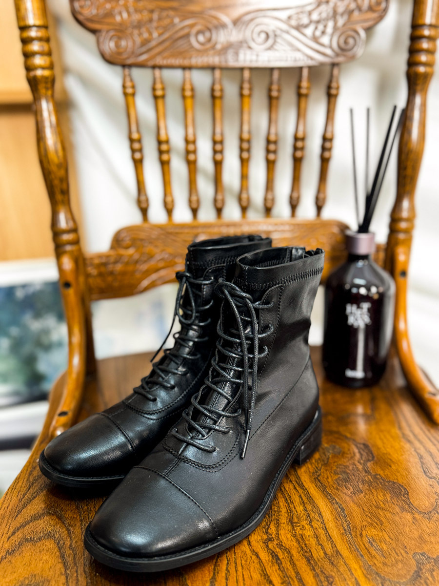 超好襯 仿皮短BOOTS 【不設退換】