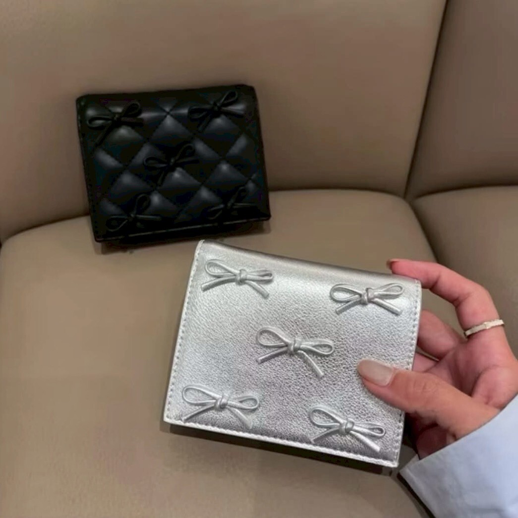 CHARLES & KEITH 小CK 蝴蝶結鍊條短夾 錢包 黑色 銀色