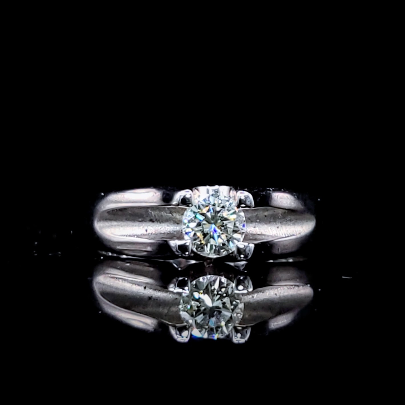 14K White Gold 0.37ct Diamond Ring