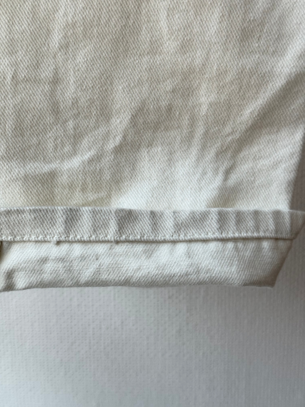 【瑕疵】白高腰落地牛仔寬褲