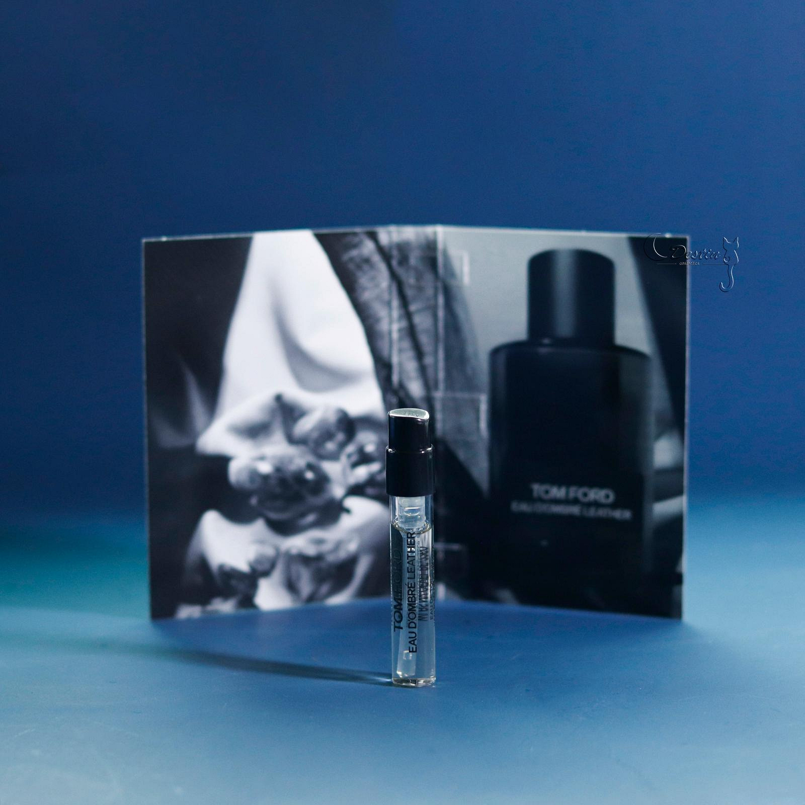 Tom Ford 神秘曠野Eau d'Ombre Leather 清新版男性淡香水1.5mL 可噴式試