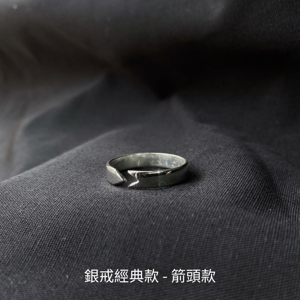 純銀戒指$1690