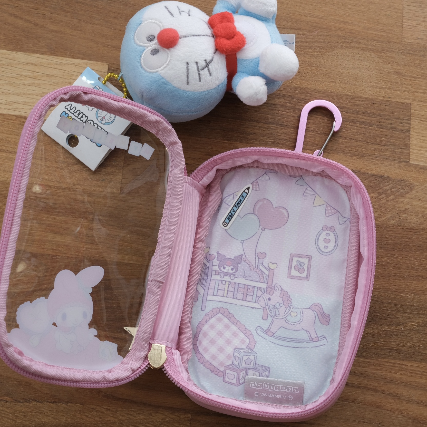 My Melody 隨身萬用扣環 透明小掛包 圖騰 美樂蒂｜SUN STAR 日本