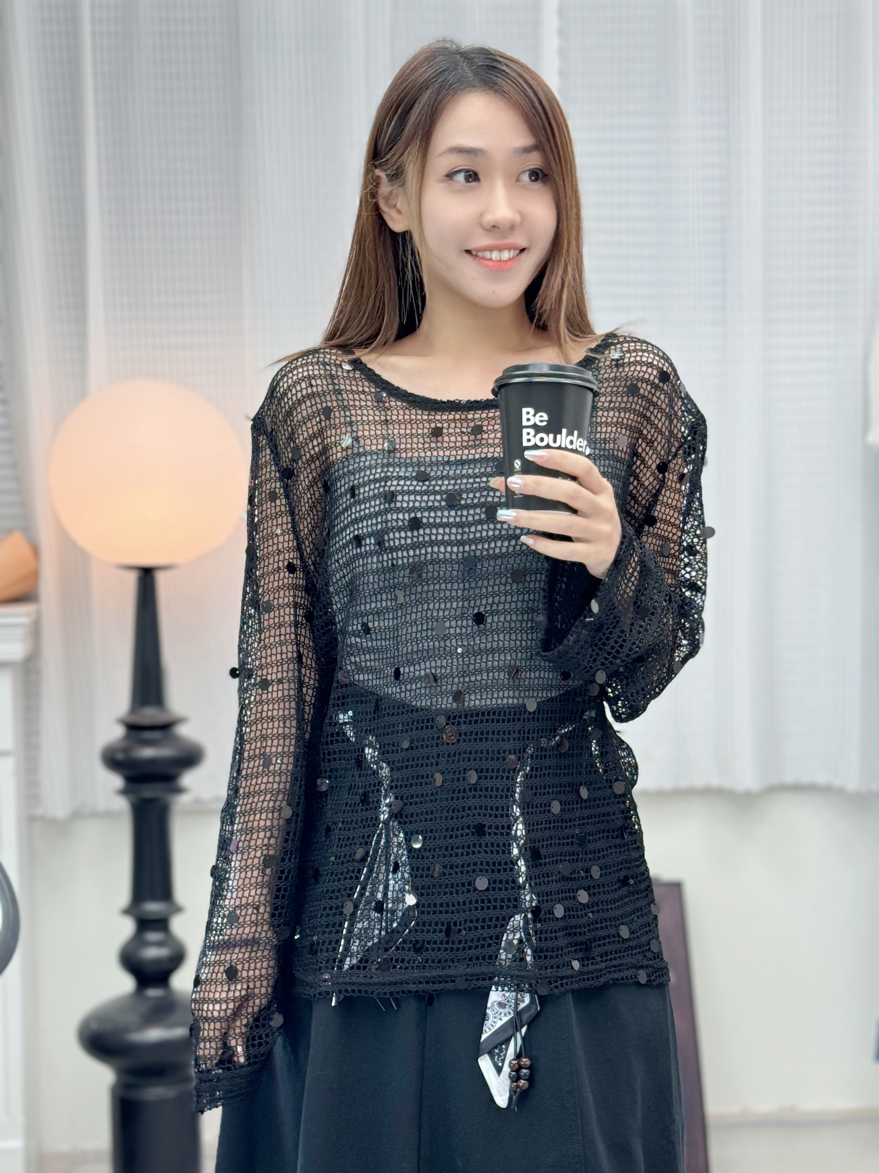 TOP#7657 🤍啞光光影掛片上衣