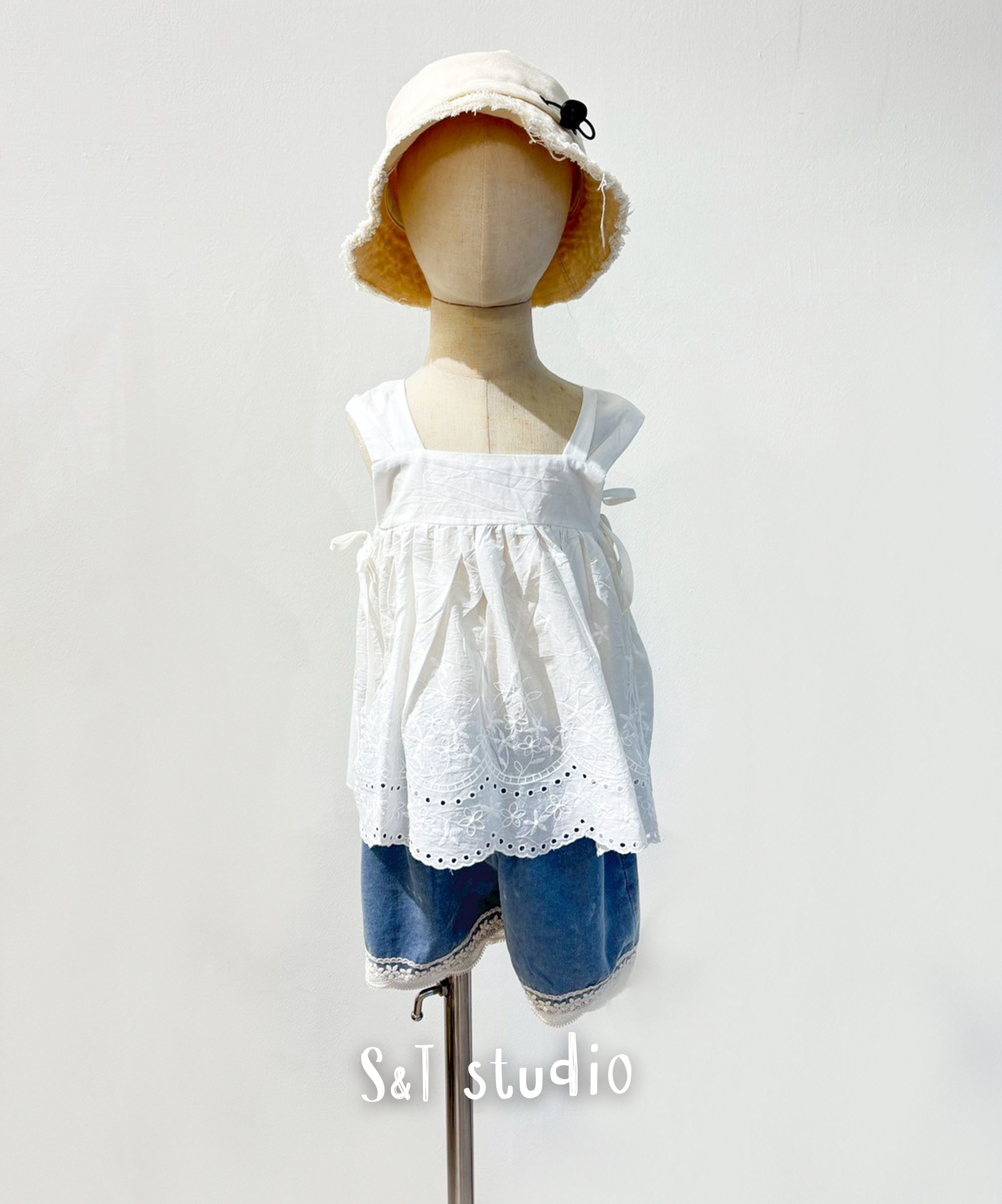 夏日蕾絲刺繡女童兩件式套裝(110-130)