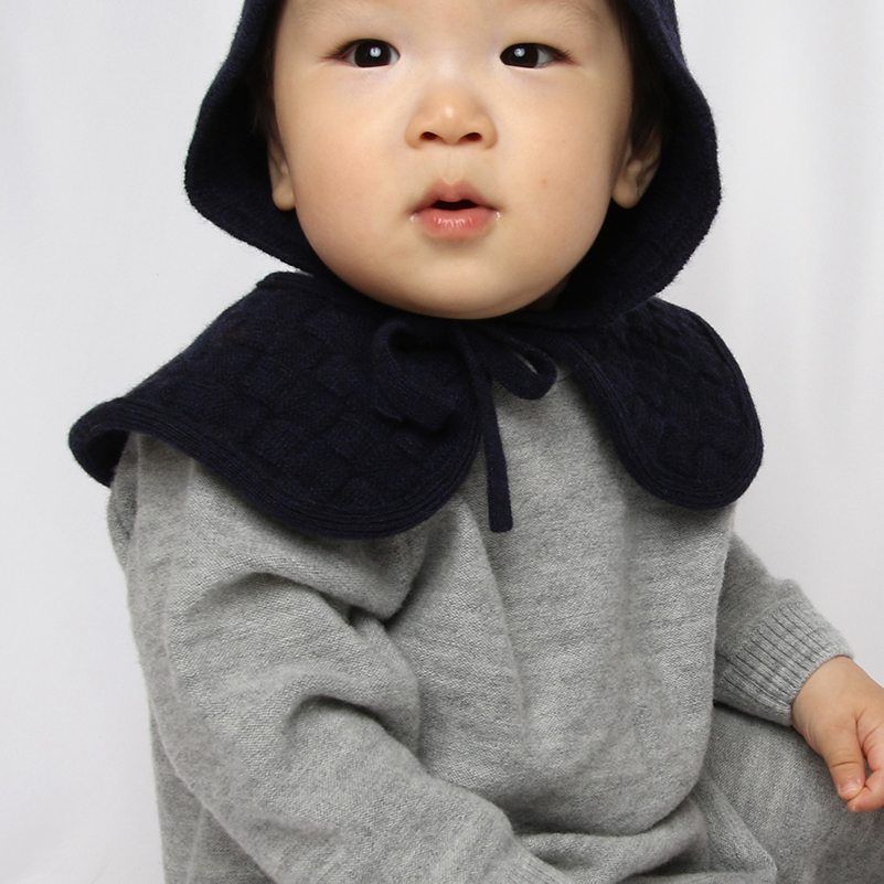 COFUCU 羊毛籃格編織領片圍兜