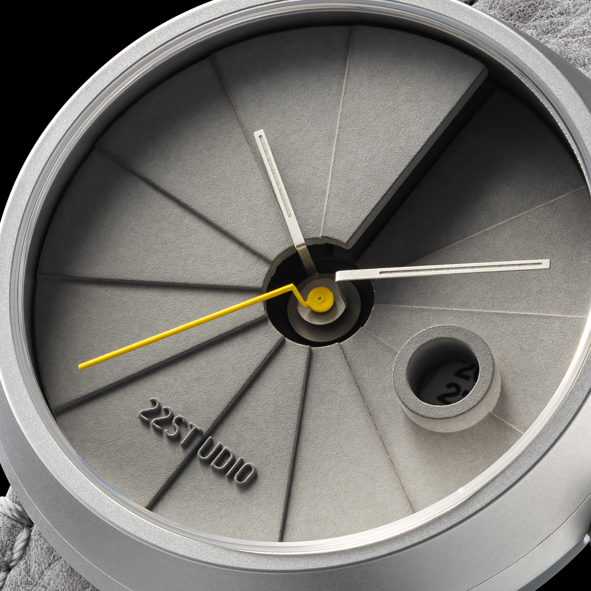 四度空間水泥錶」十週年紀念版時空迴旋