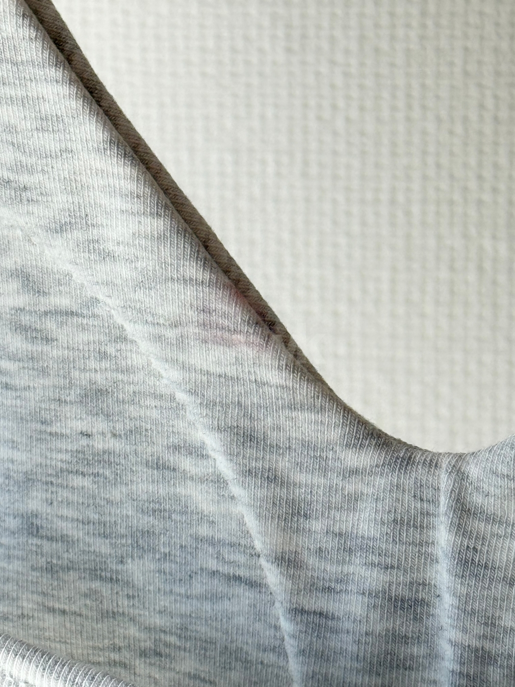 【瑕疵】輕盈裸感美胸bra top-灰