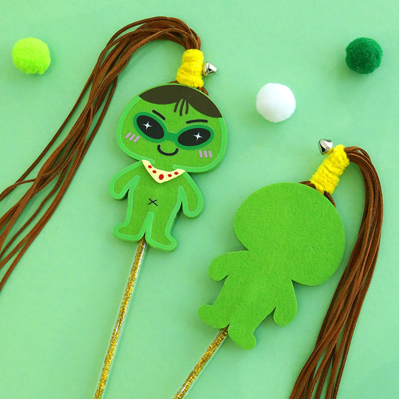 綠色外星人逗貓棒
