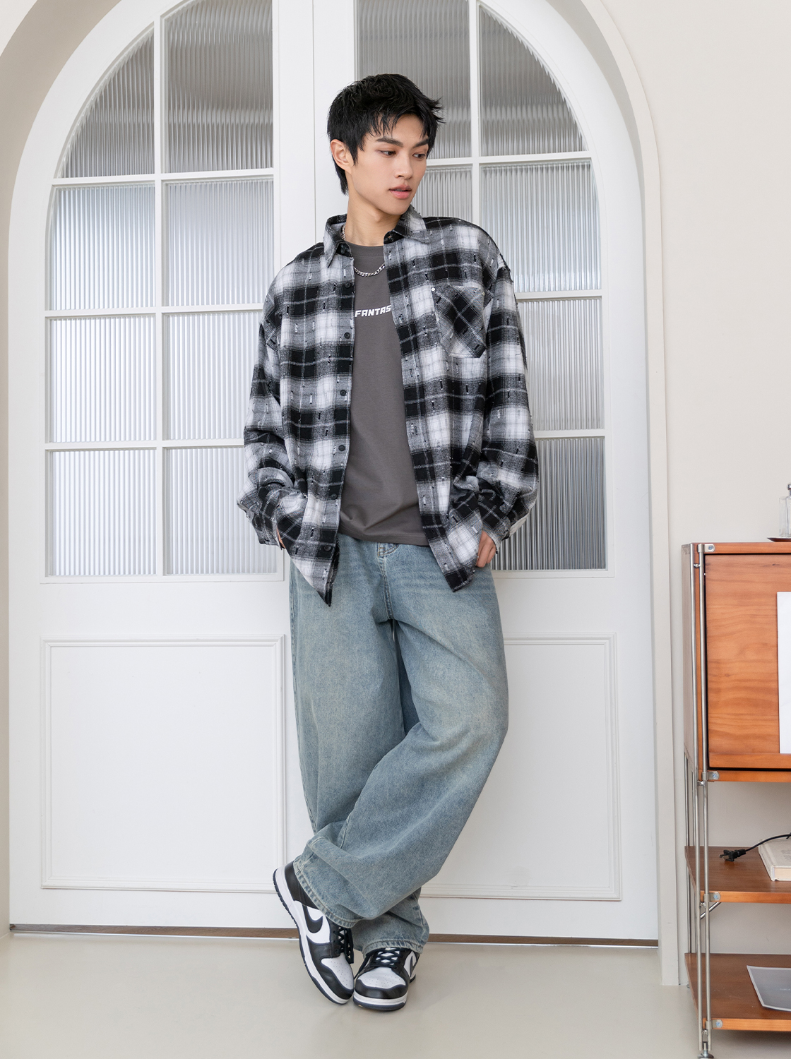 【第二件5折】抽鬚刷破格紋長袖襯衫