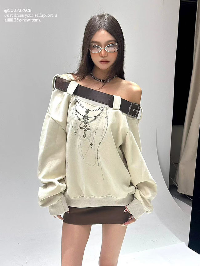 NEW 小性感露肩皮帶造型上衣