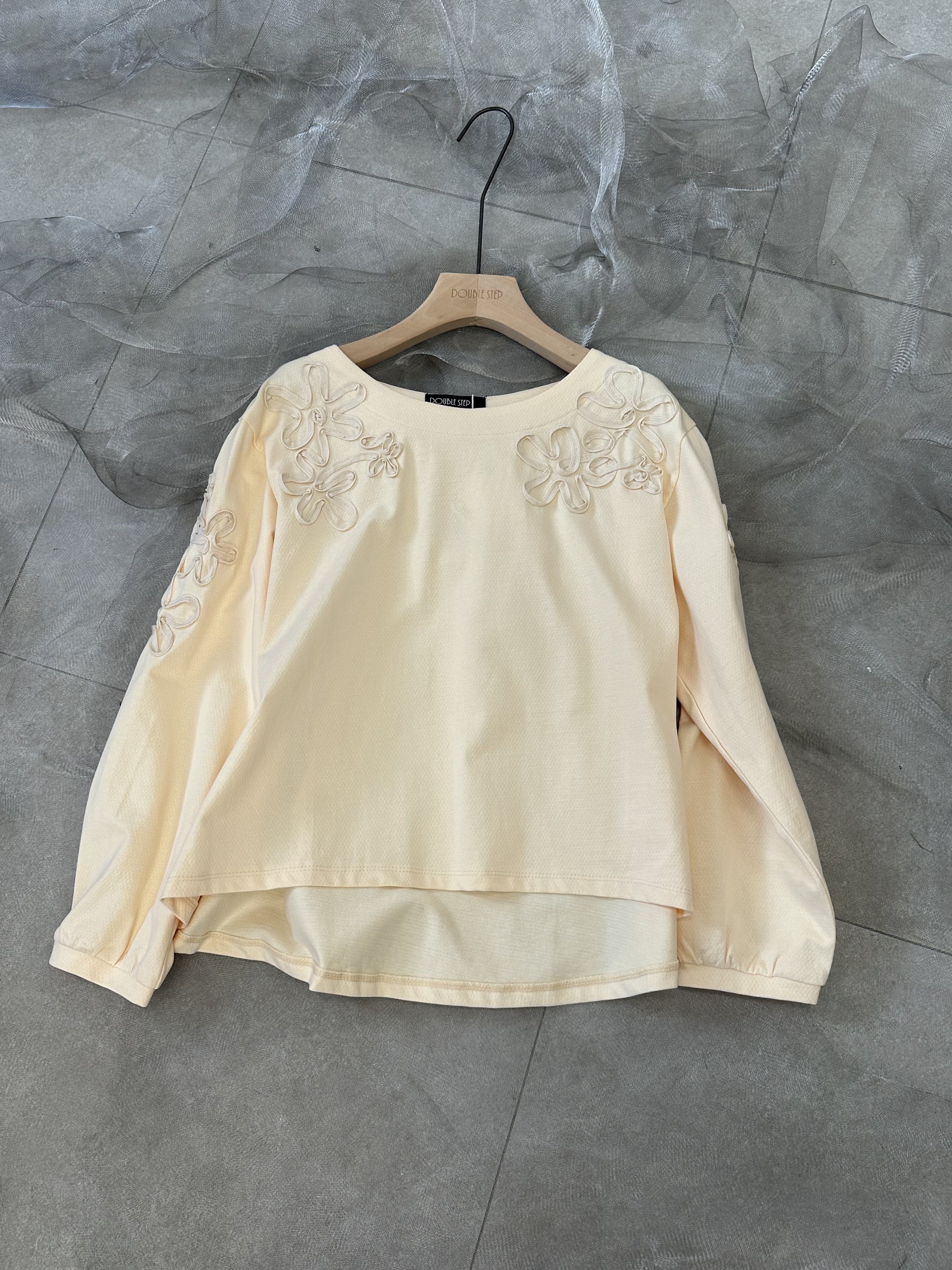 立體線花衛衣 - BL53781