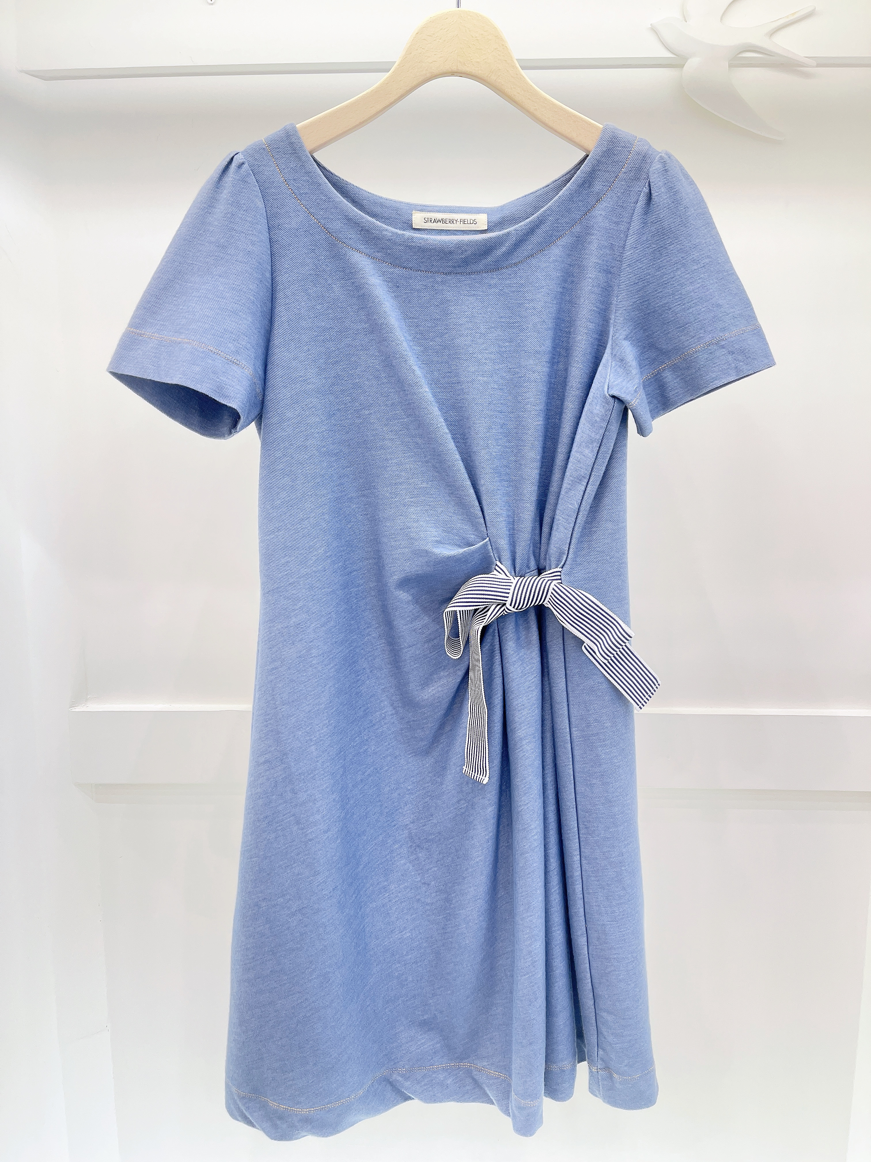 條紋綁帶蝴蝶結洋裝