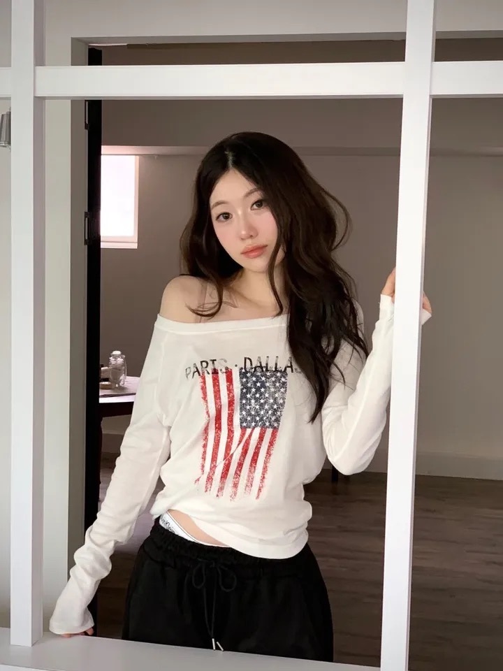 【優惠價預訂】韓國露肩USA長袖TOP（3色）