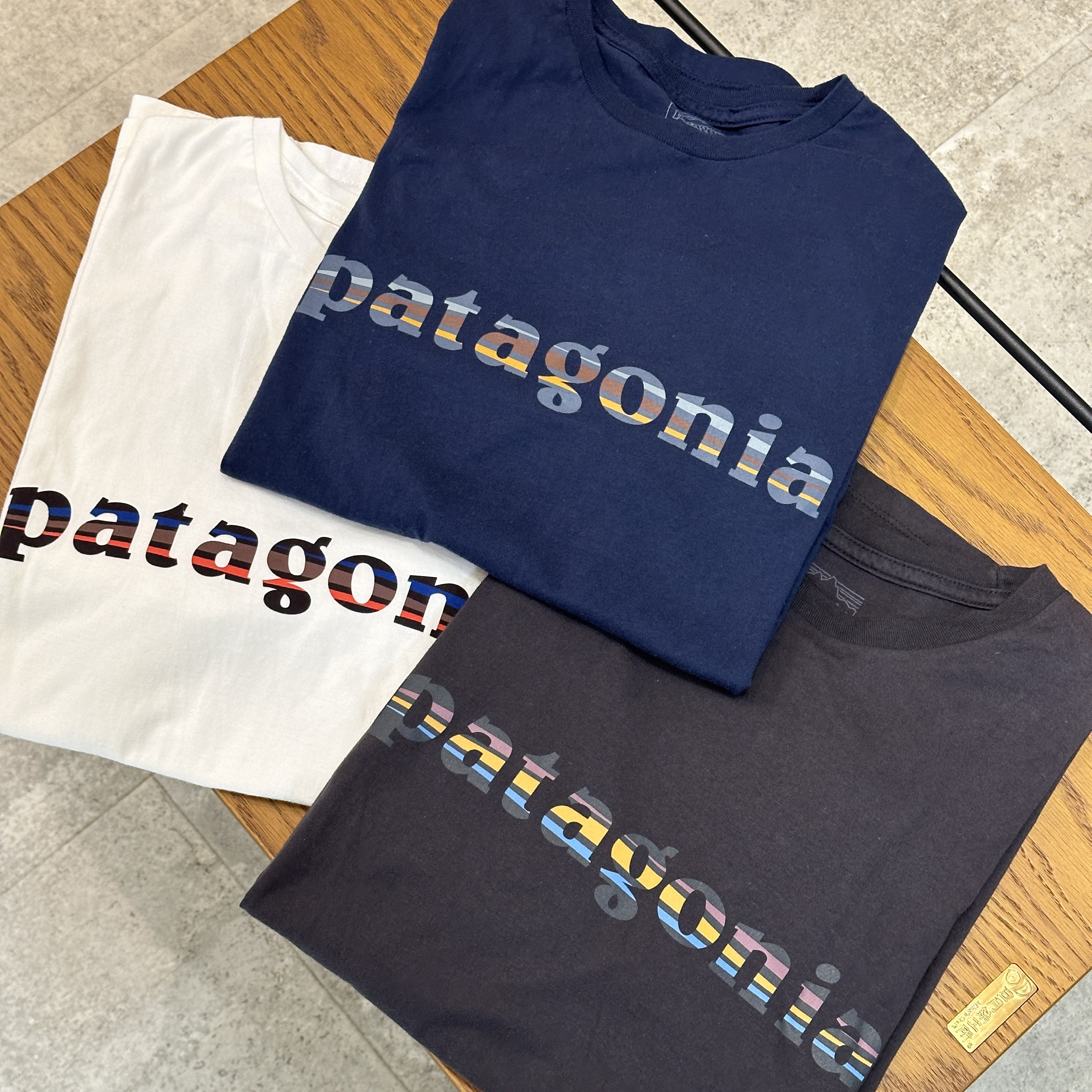 【現貨】Patagonia M'S '73 Text Logo Organic T-Shirt 彩色logo 短tee 37776
