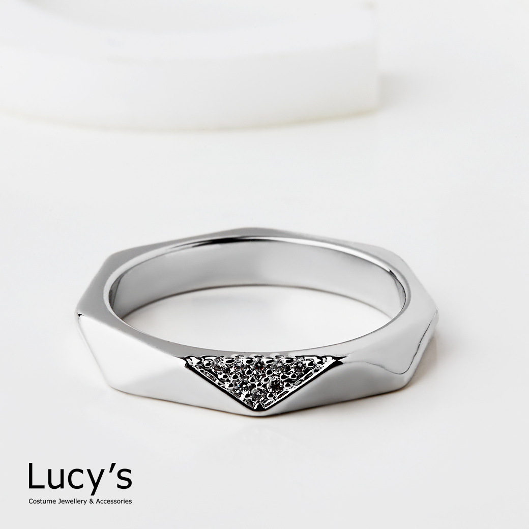 三角鑽 戒指 (121327)