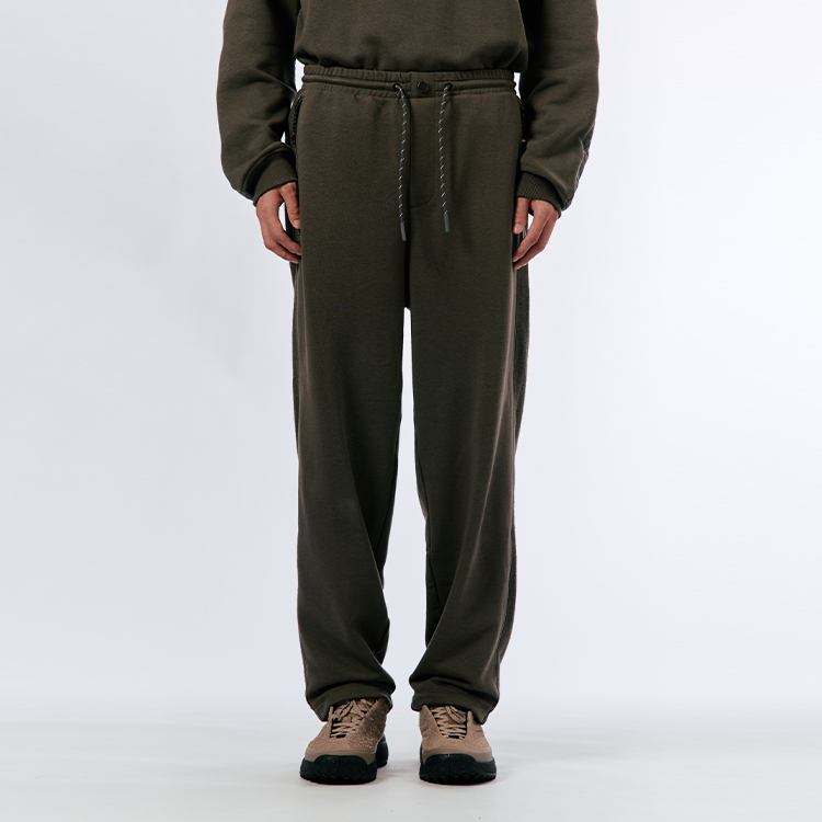 中性運動休閒長褲_KOUSSI