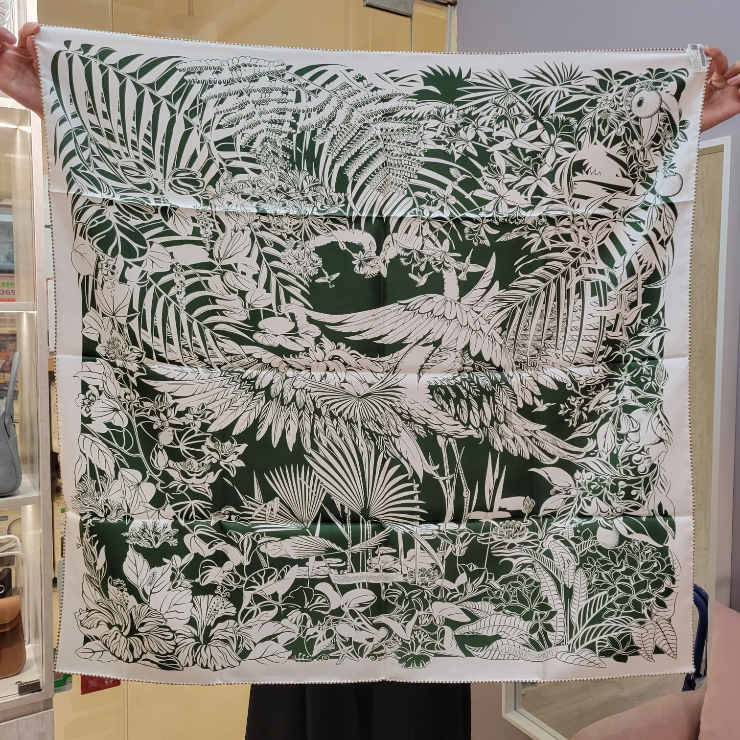 HERMES Flamingo Party Tattoo double face scarf 90 noir / blanc / vert 雙面