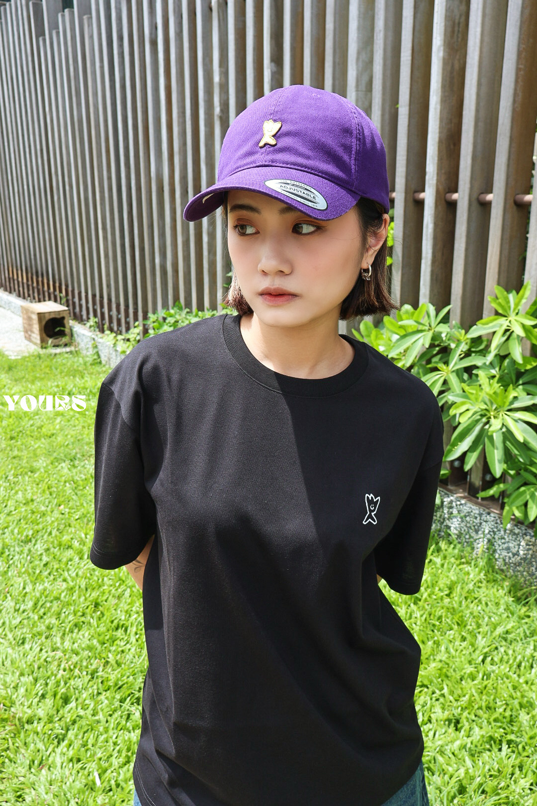 韓國 Wacky willy 簍空小黃人款 短T 黑白兩件組