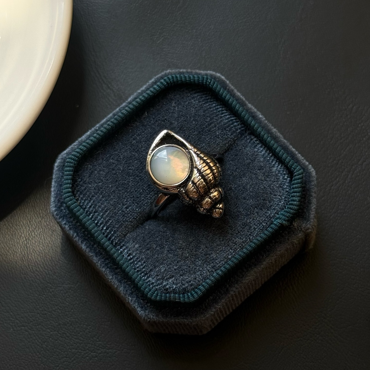 [原石] 白母貝 戒指