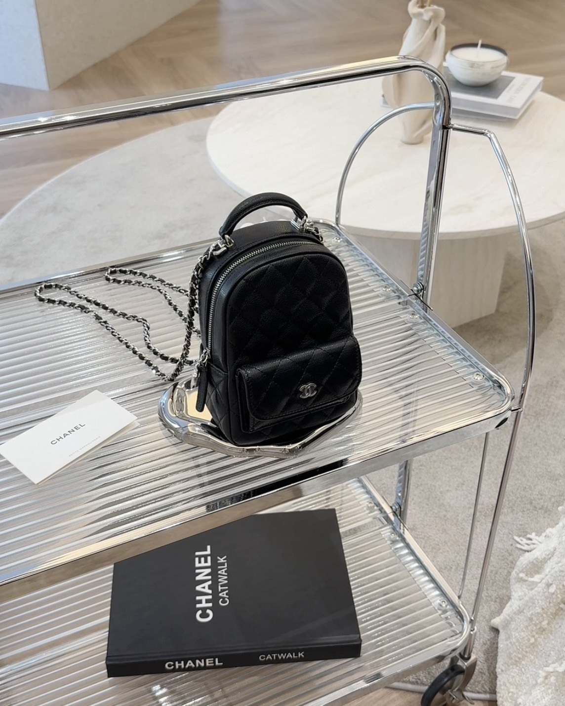 CHANEL｜荔枝皮小書包 黑銀