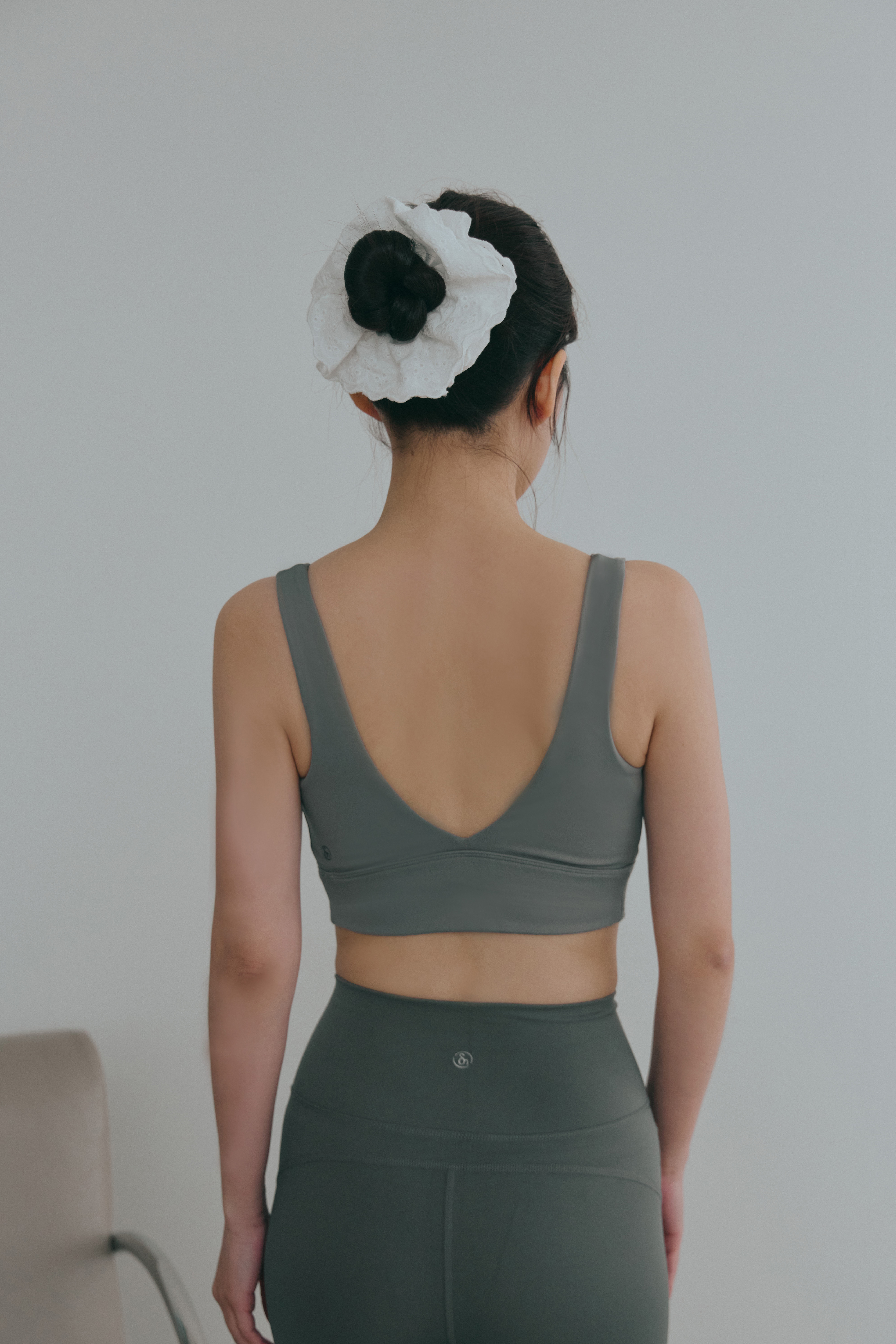 V-BACK運動BRA TOP- 灰綠