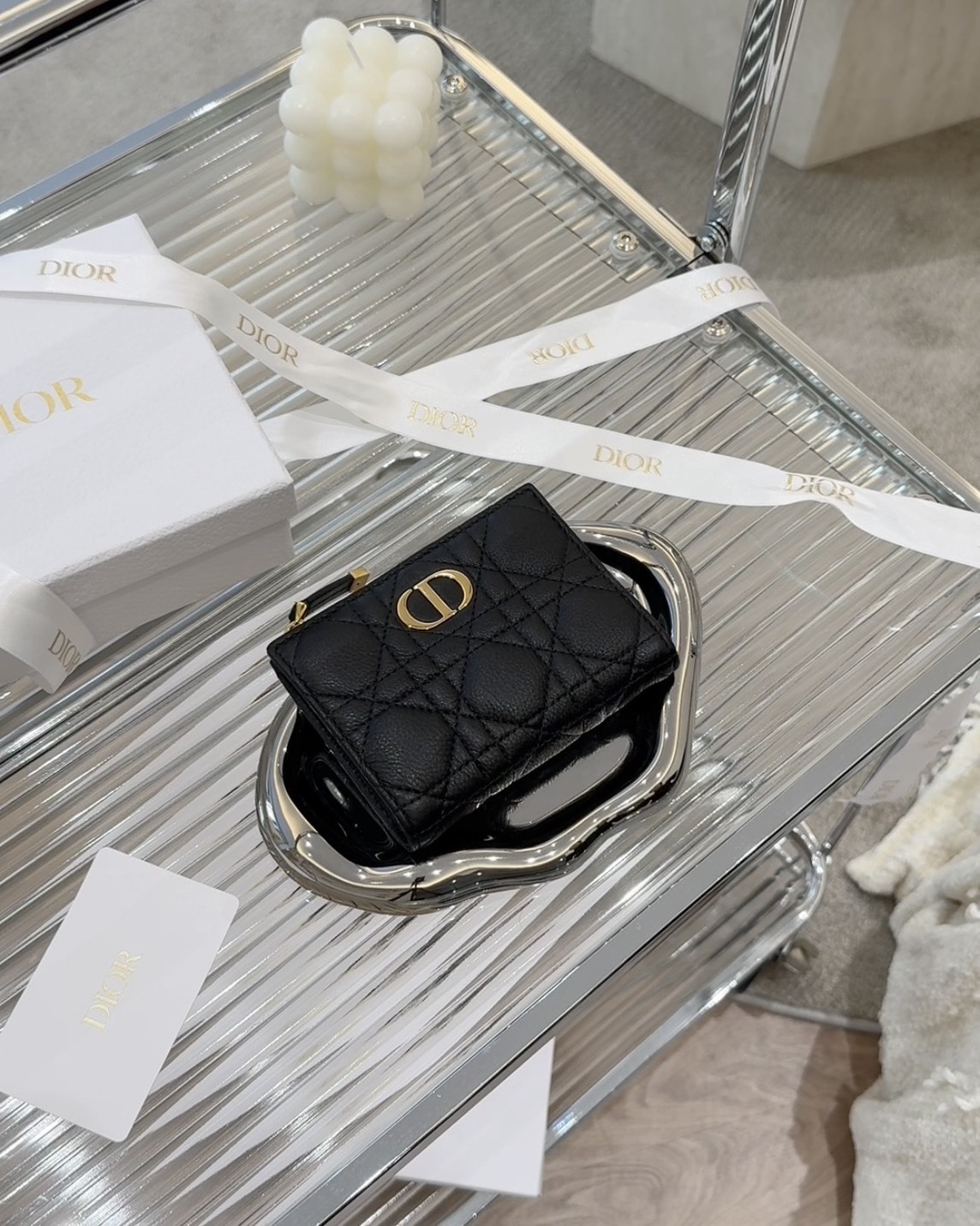 DIOR｜CARO DAHLIA 一字對開短夾 黑色