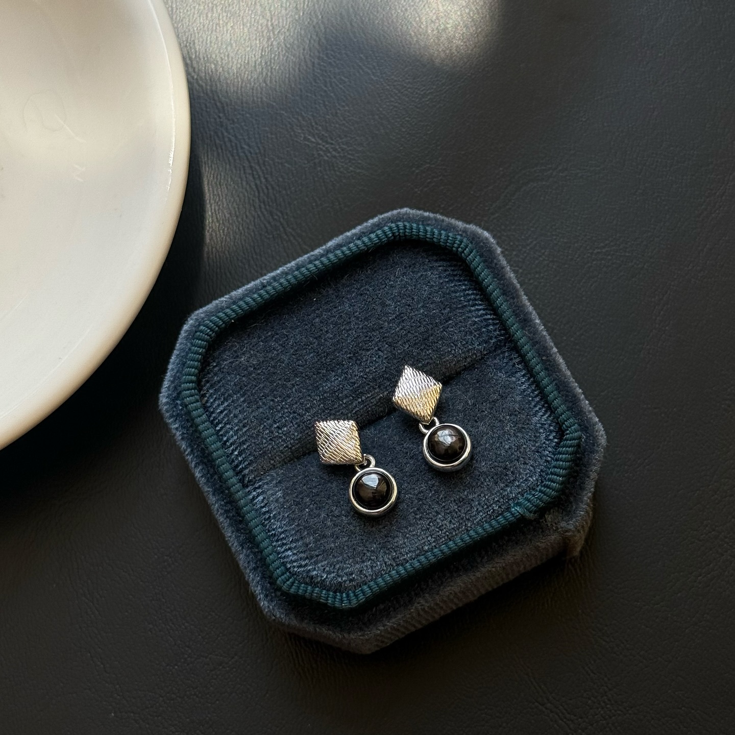 [原石] 金運石 925銀耳環 水晶耳環