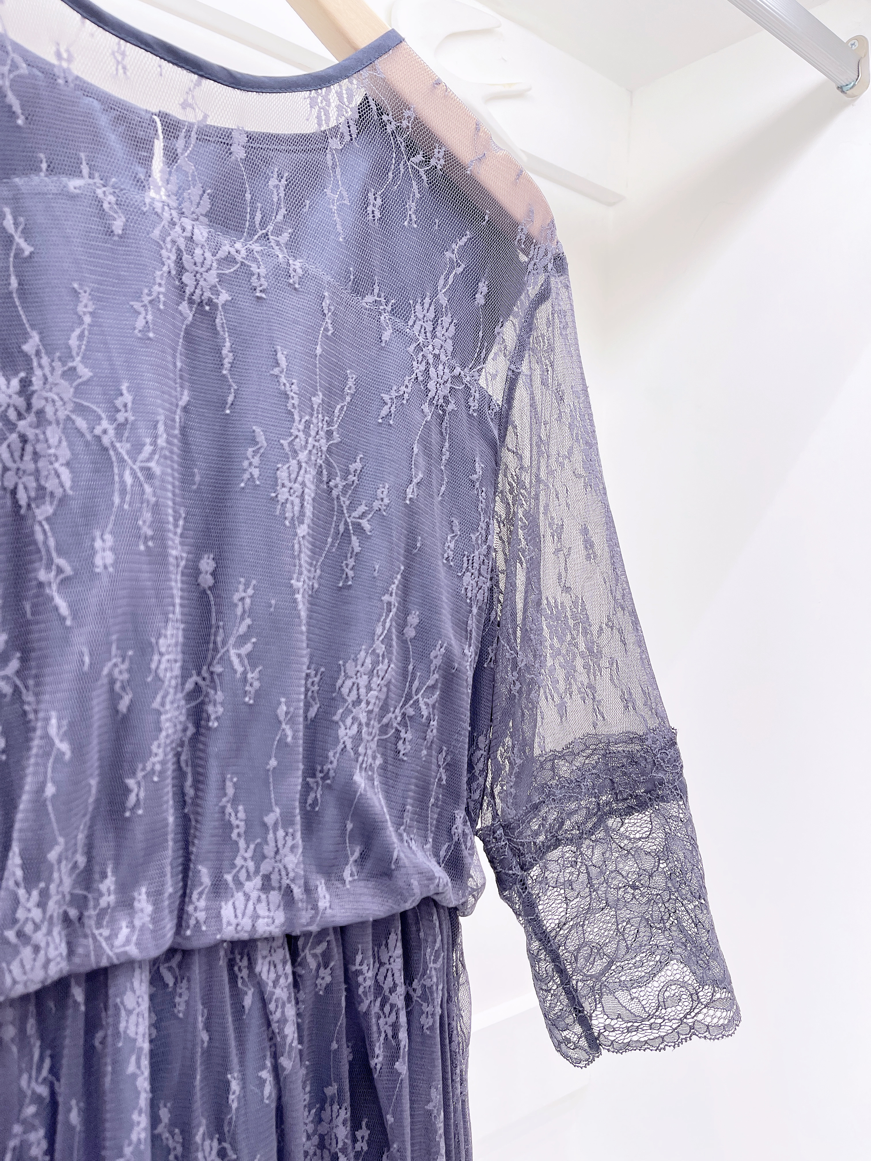 灰Lace五分袖洋裝