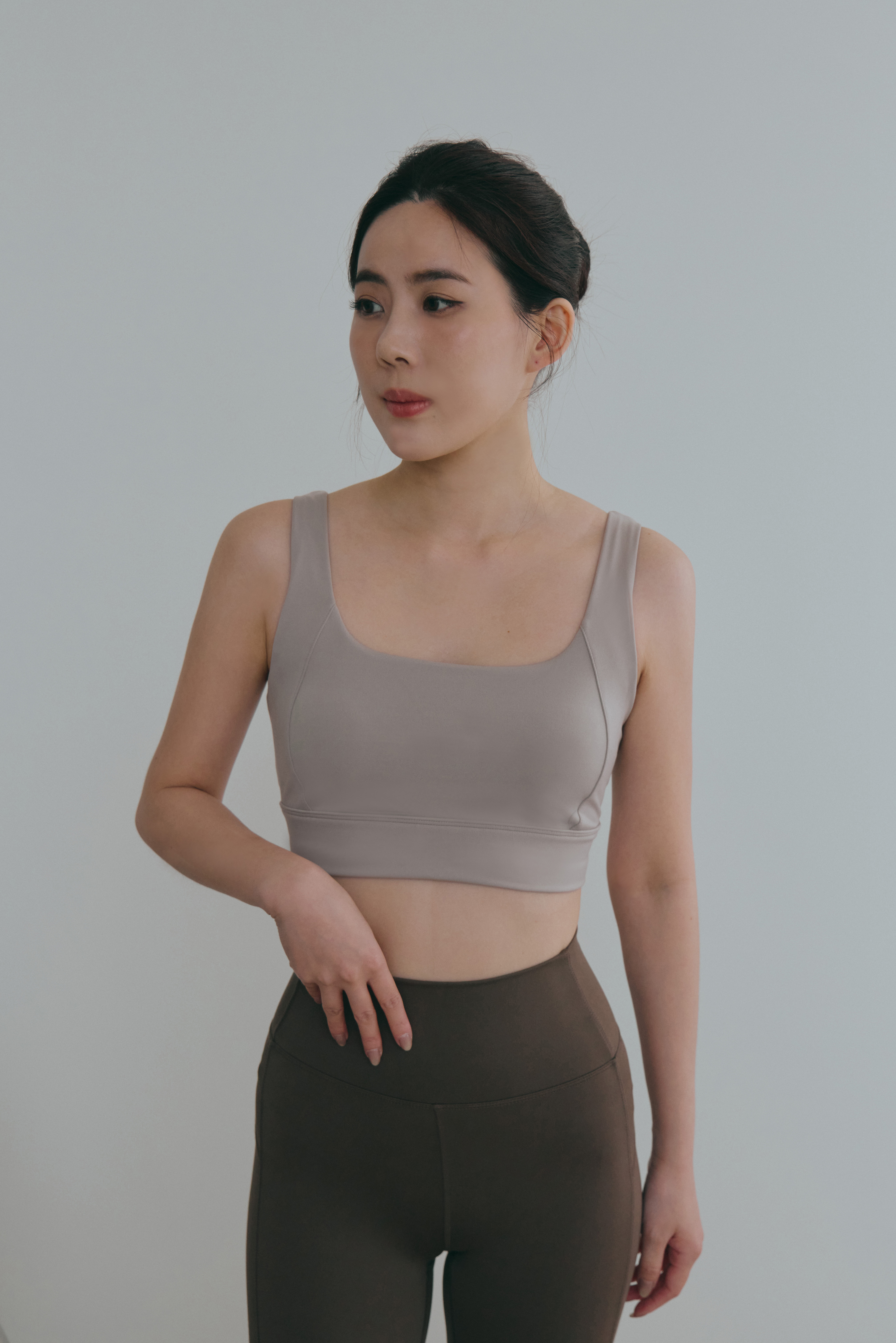 V-BACK運動BRA TOP- 沙色