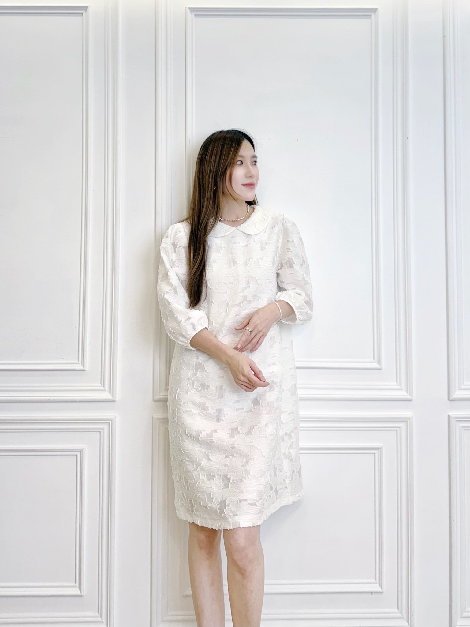 蕾絲圓翻領五分澎袖洋