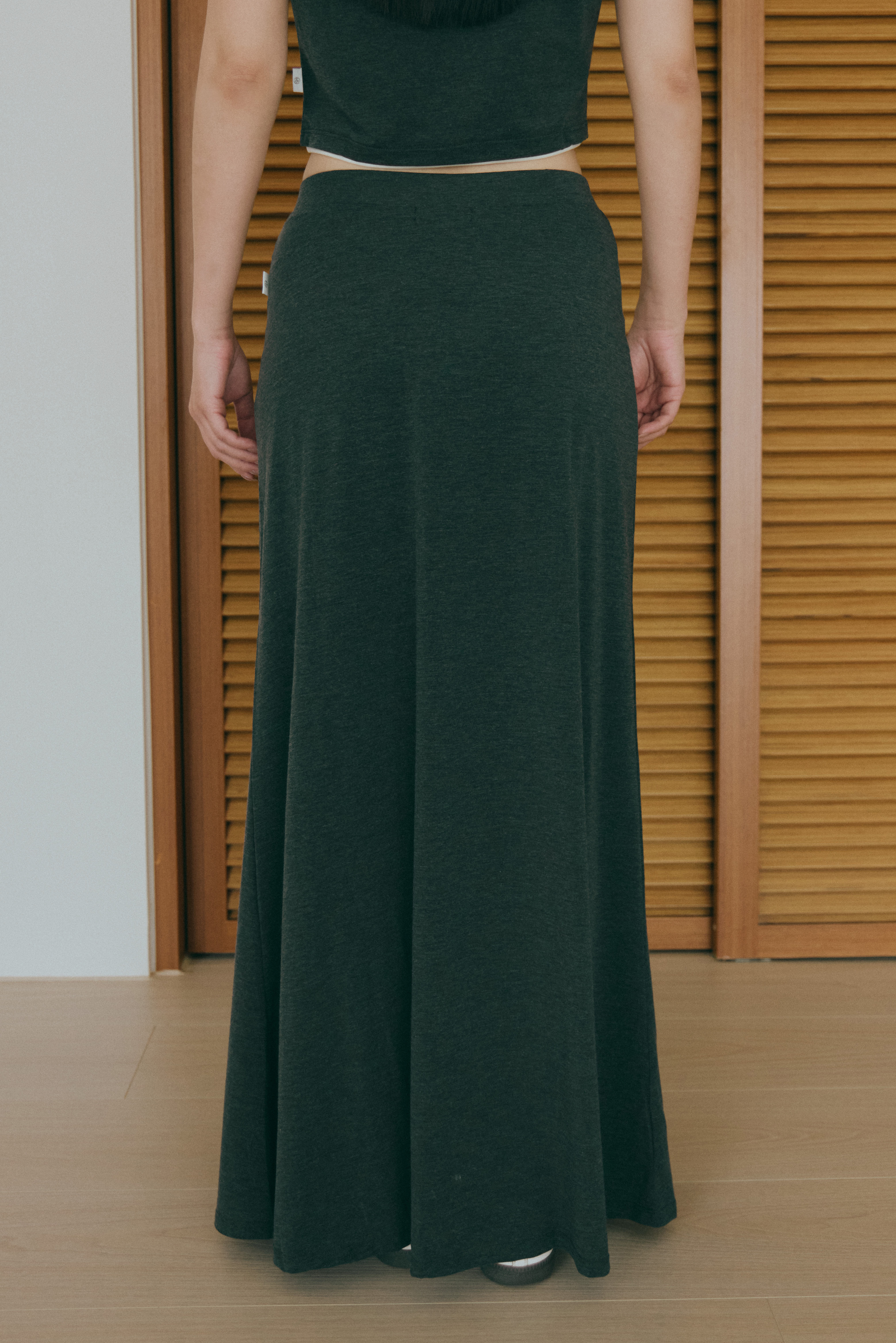 天絲透氣長裙- 深灰