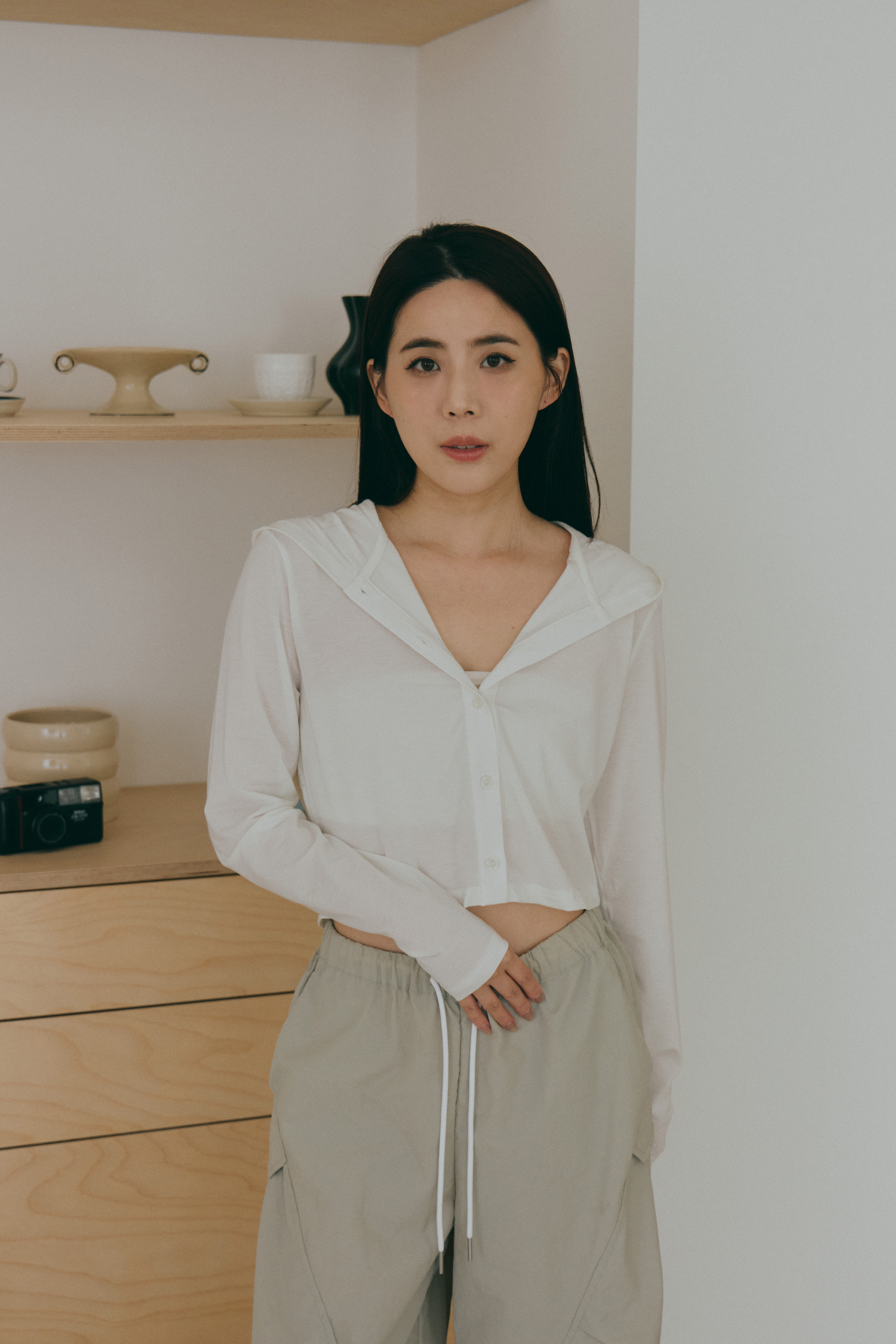 連帽開釦罩衫- 白