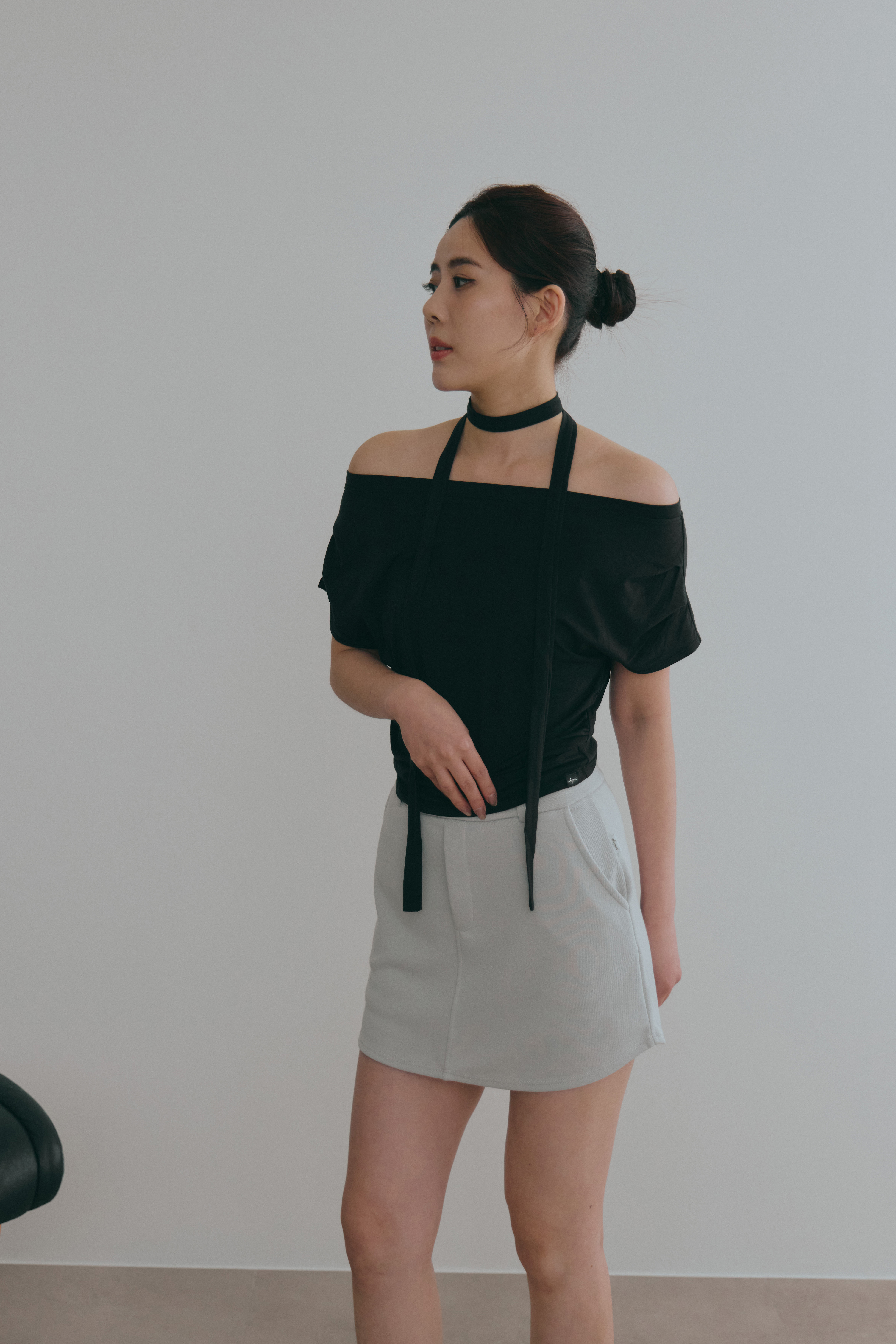 優雅平領上衣(附綁帶)- 黑